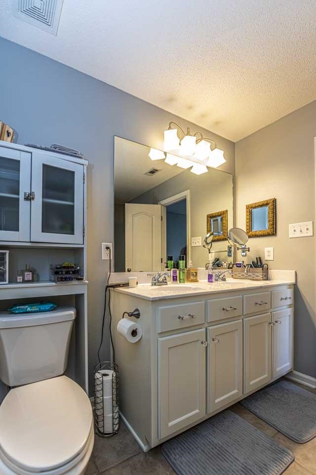 225 CAMERON DR