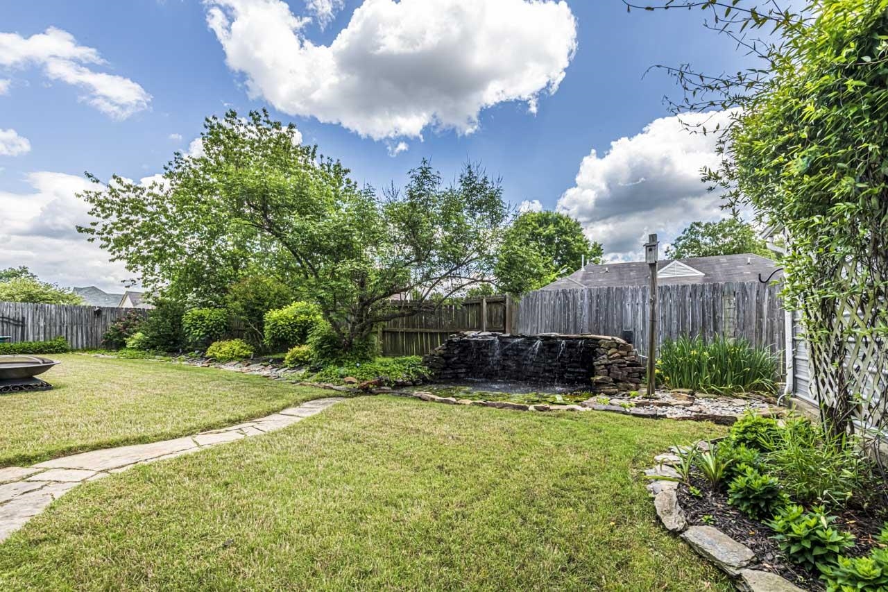 225 CAMERON DR