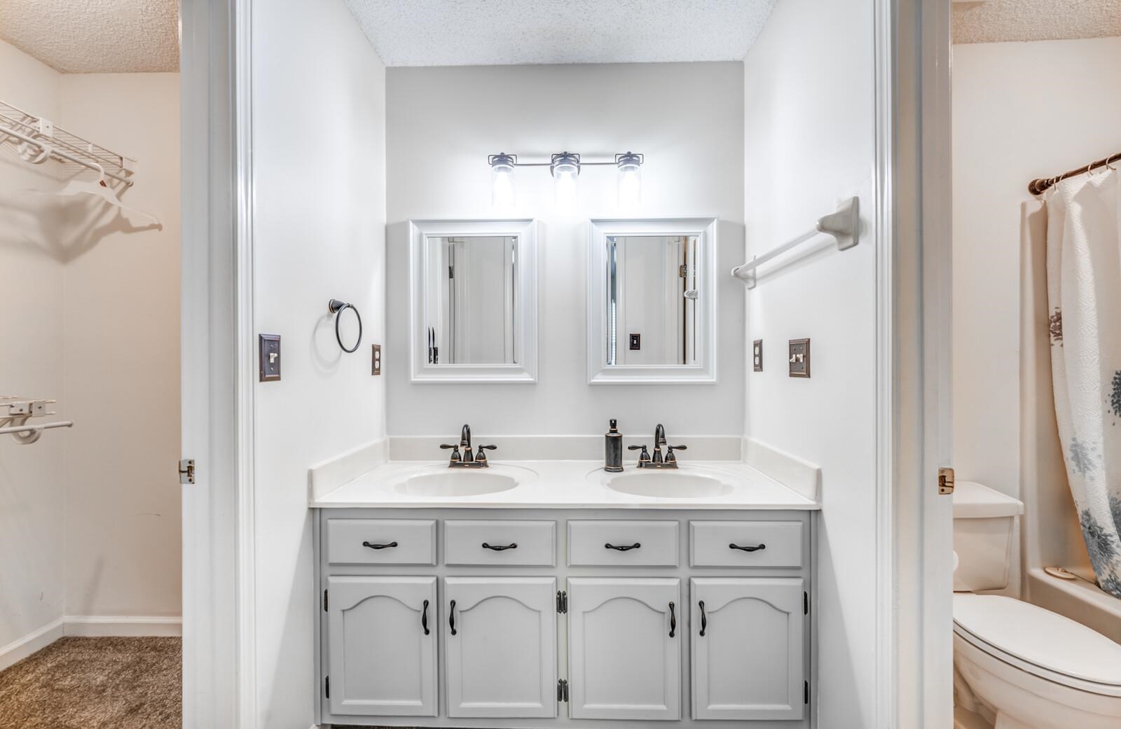 6686 ELMORE RIDGE LN