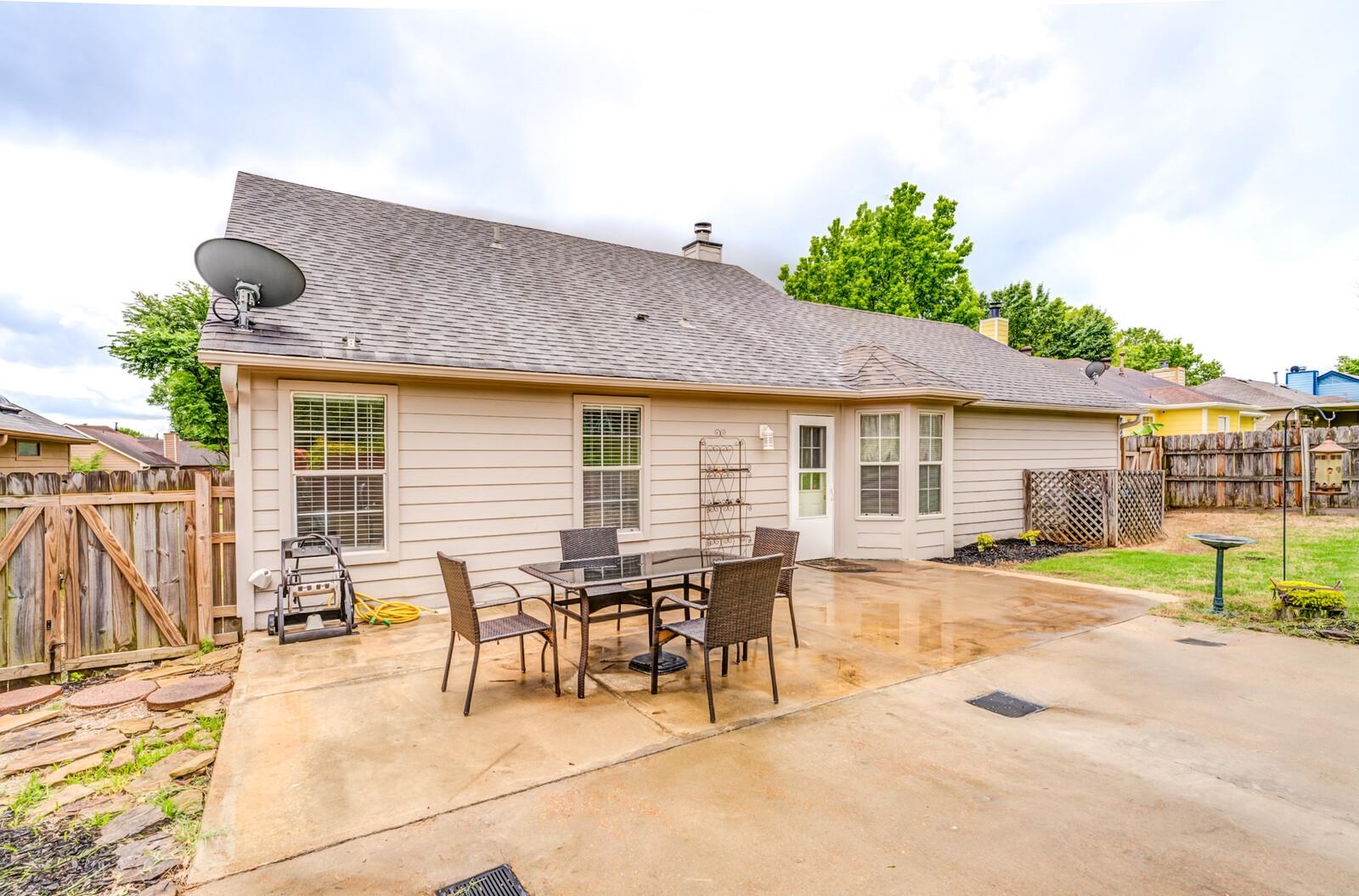 6686 ELMORE RIDGE LN