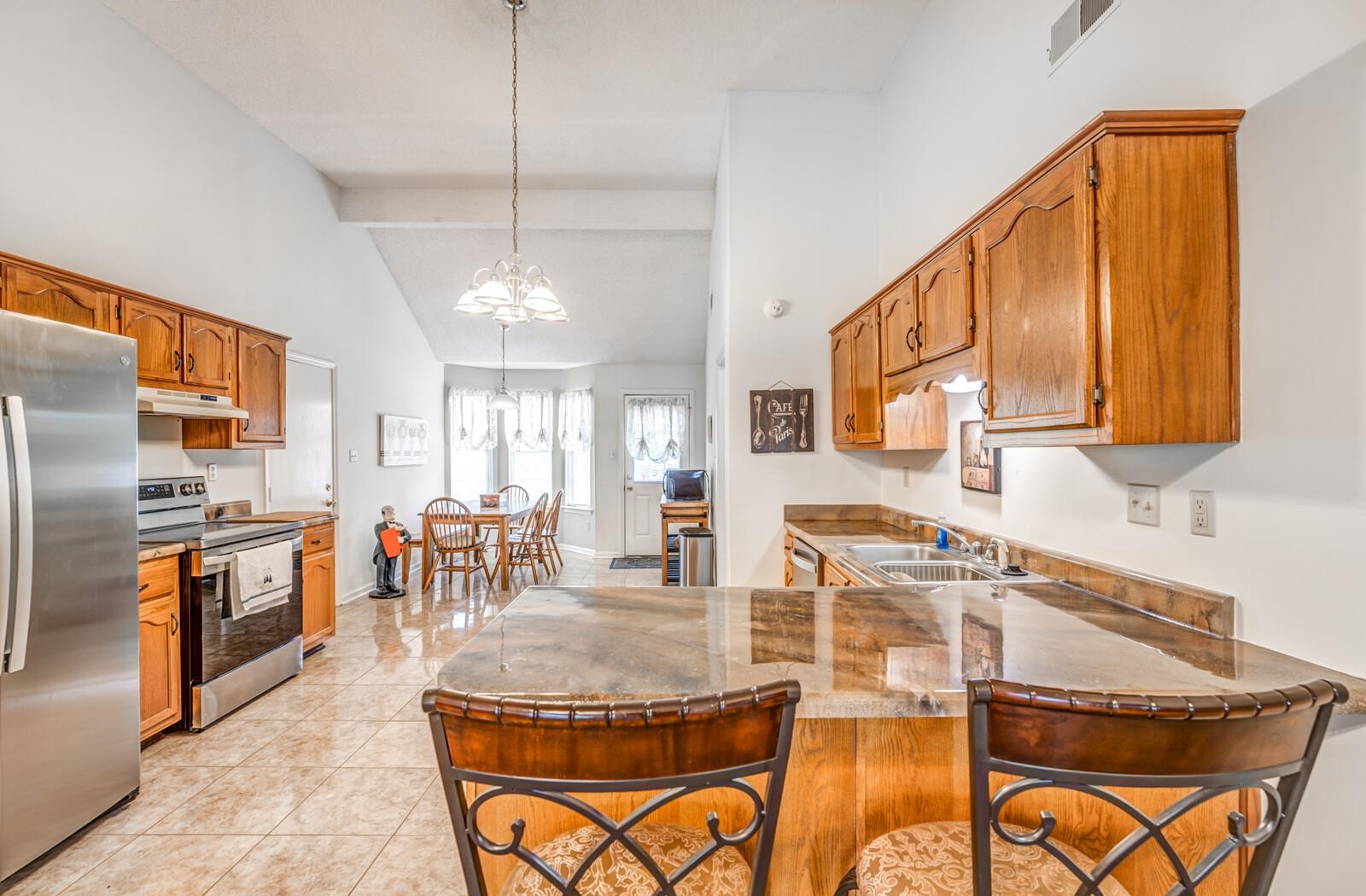 6686 ELMORE RIDGE LN