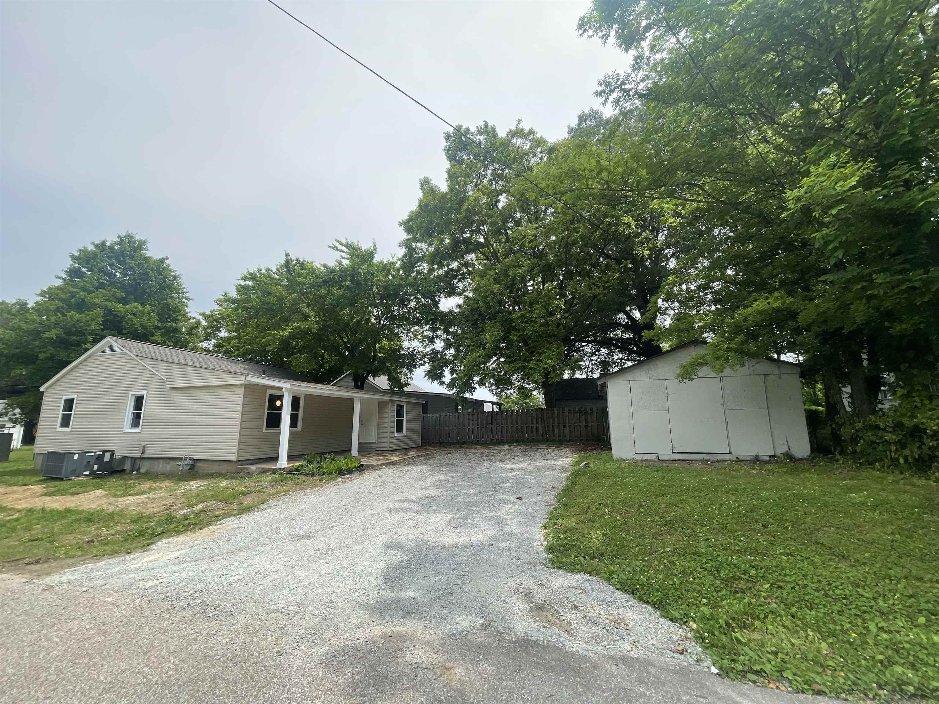 501 SANFORD AVE