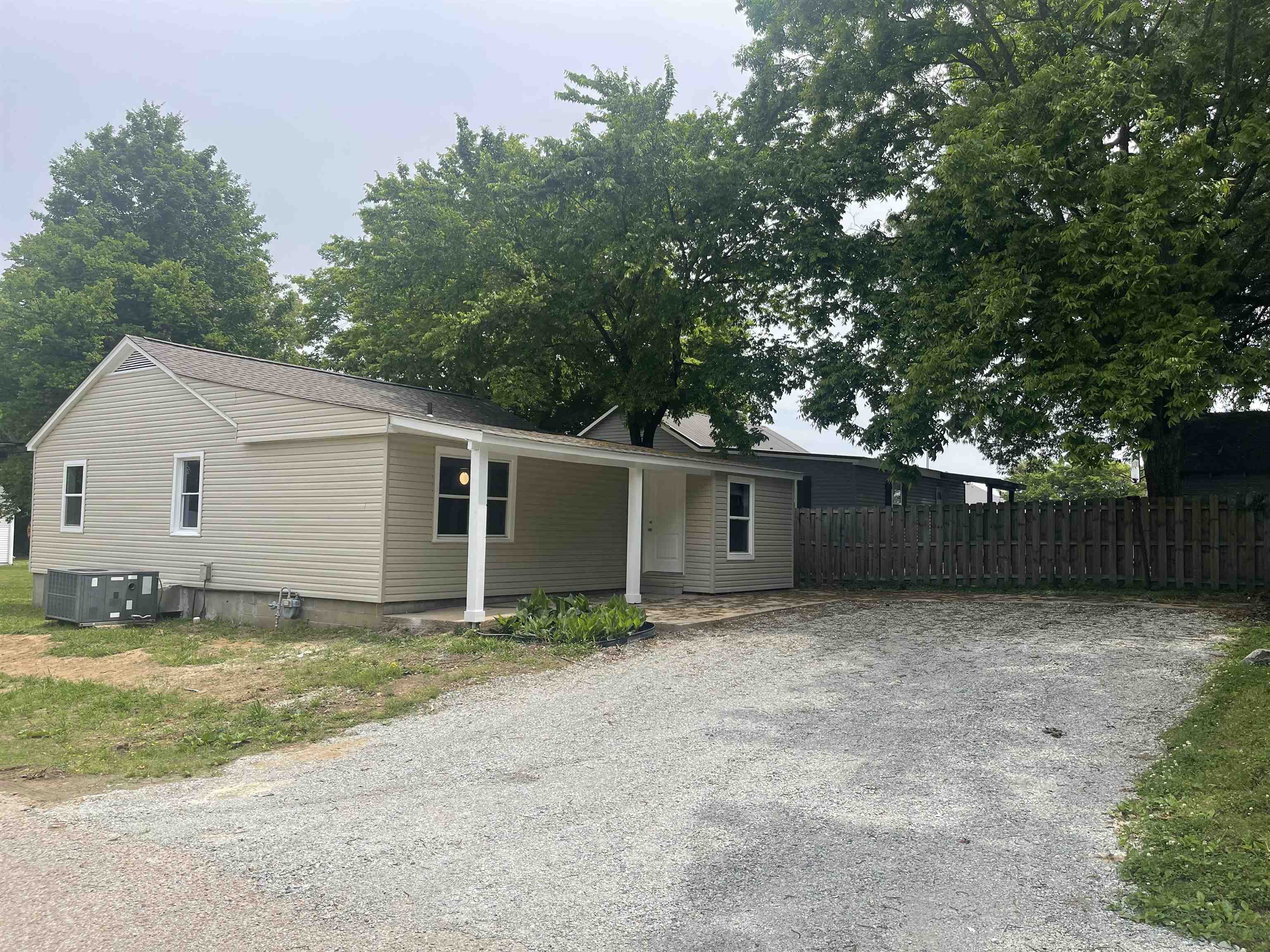 501 SANFORD AVE