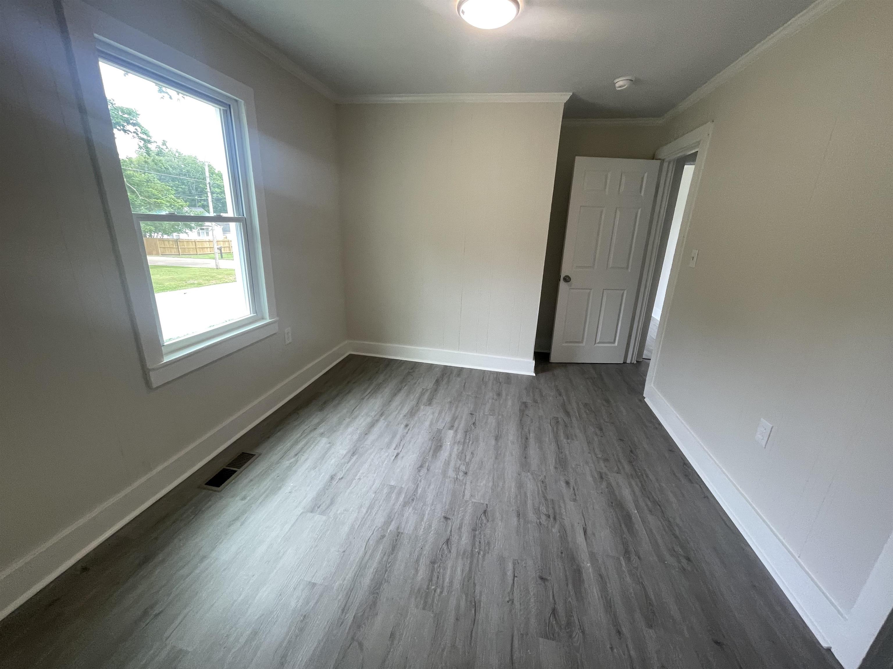 501 SANFORD AVE