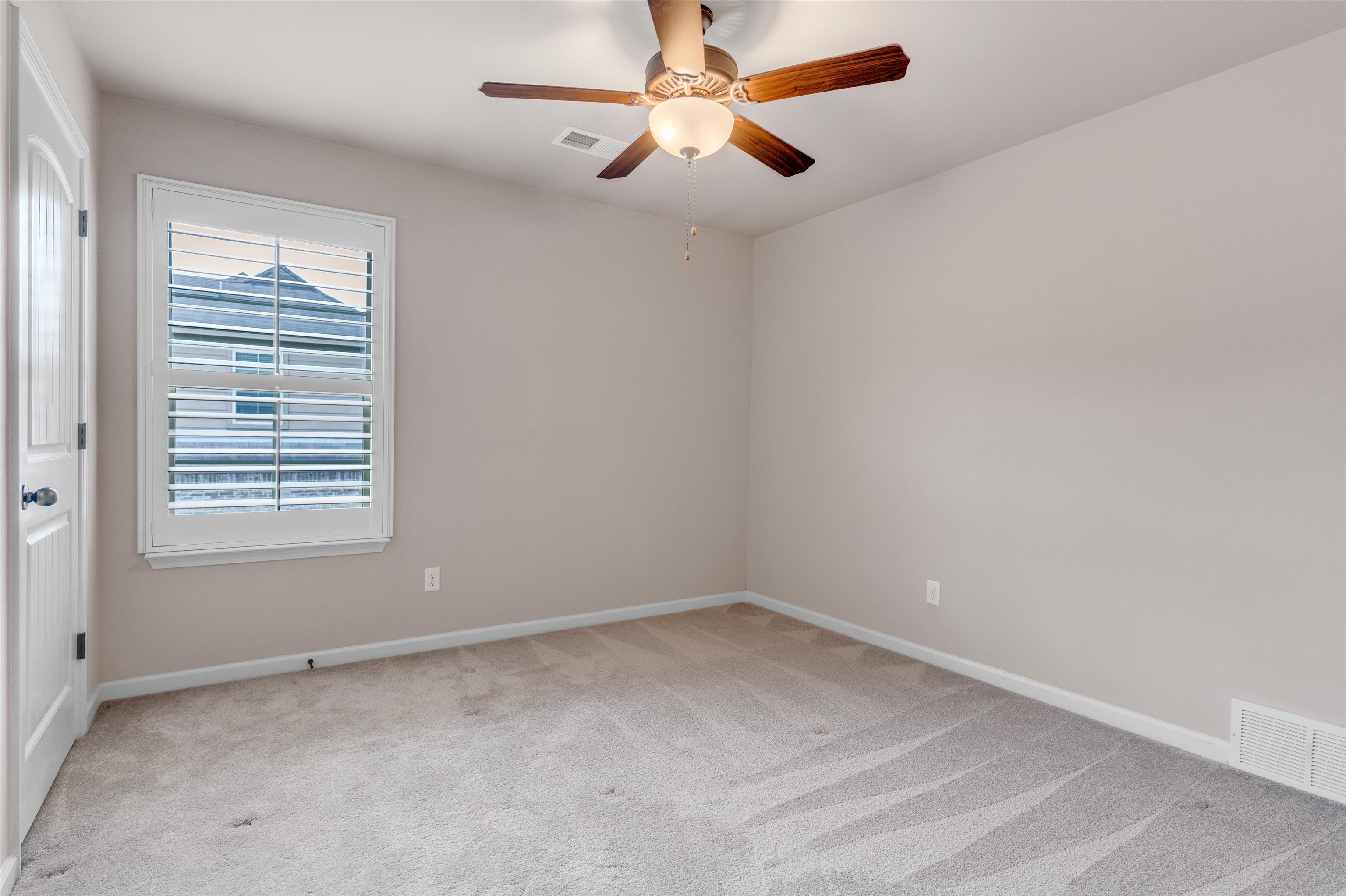 4467 BISHOPS VALLEY LN