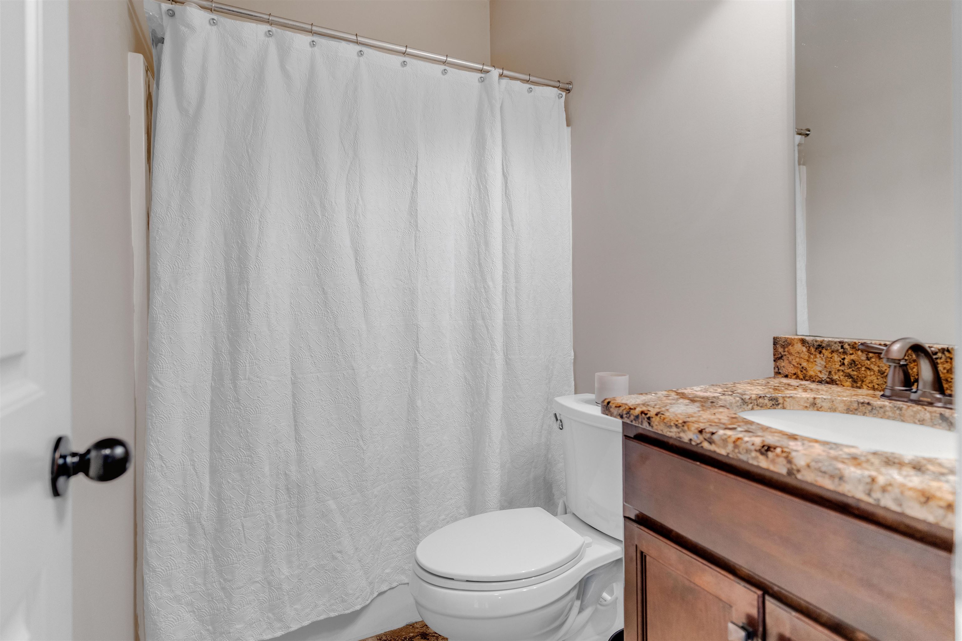 4467 BISHOPS VALLEY LN