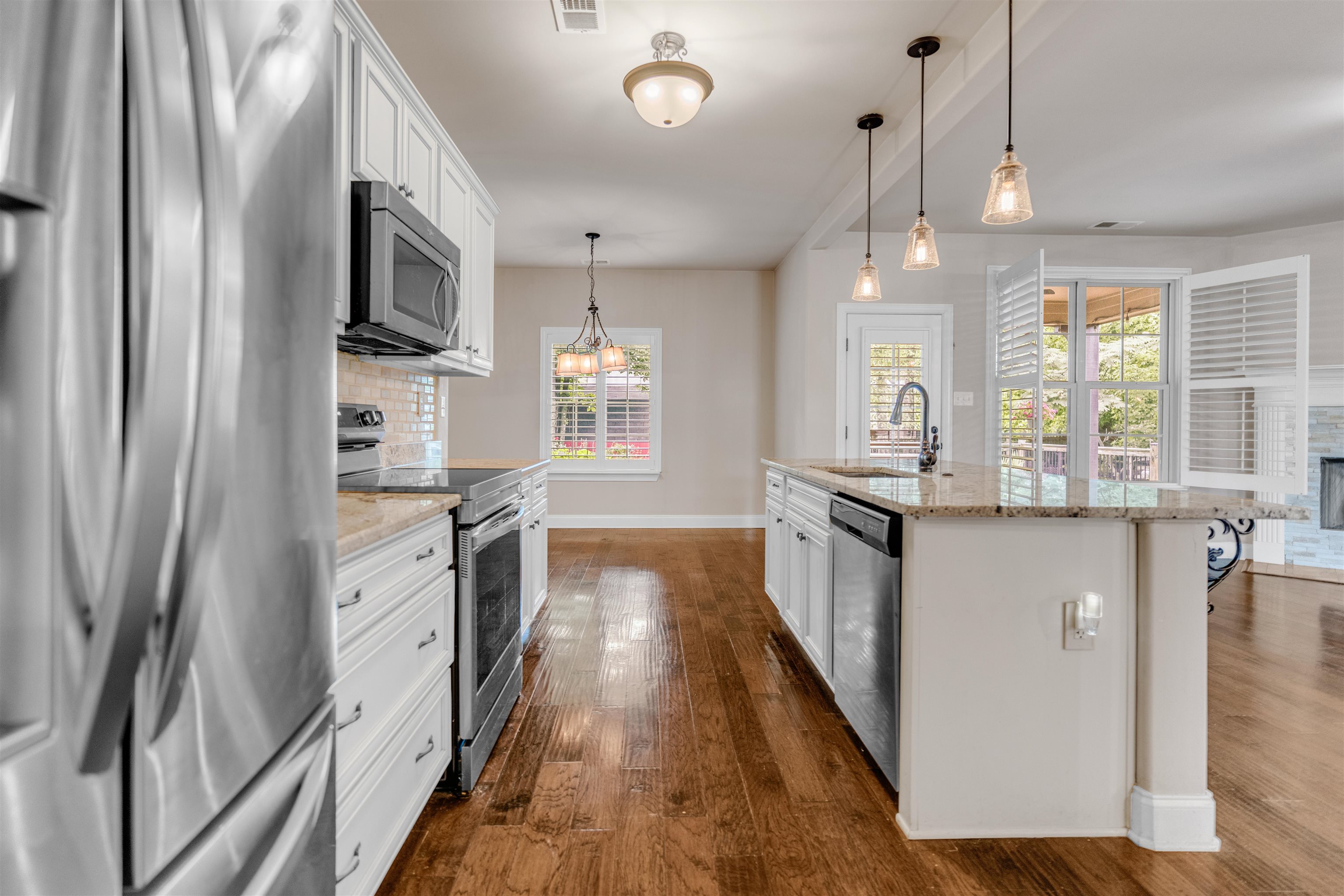 4467 BISHOPS VALLEY LN