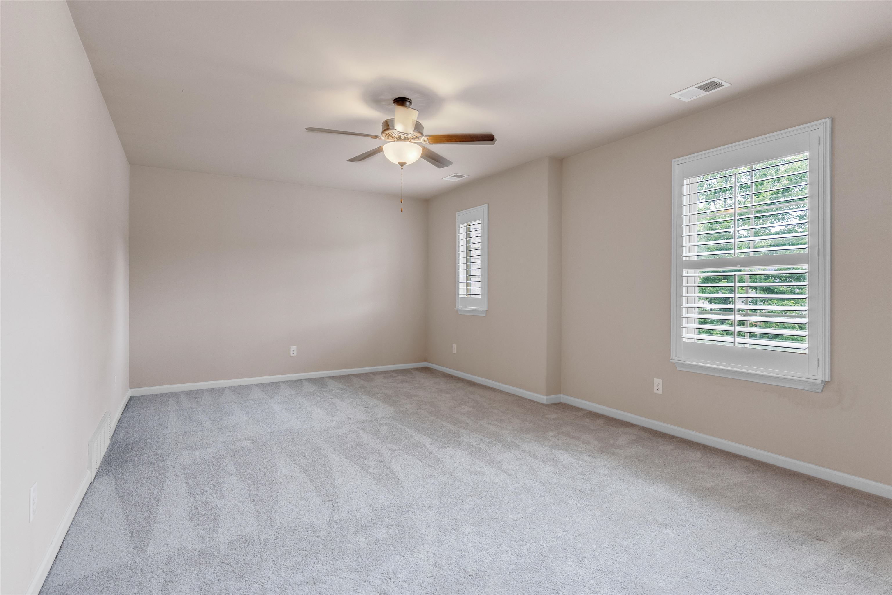 4467 BISHOPS VALLEY LN