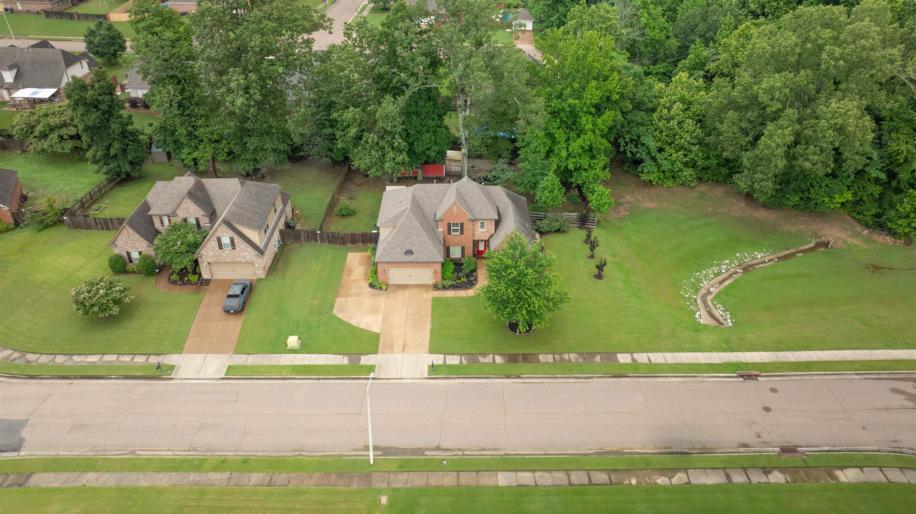 4467 BISHOPS VALLEY LN