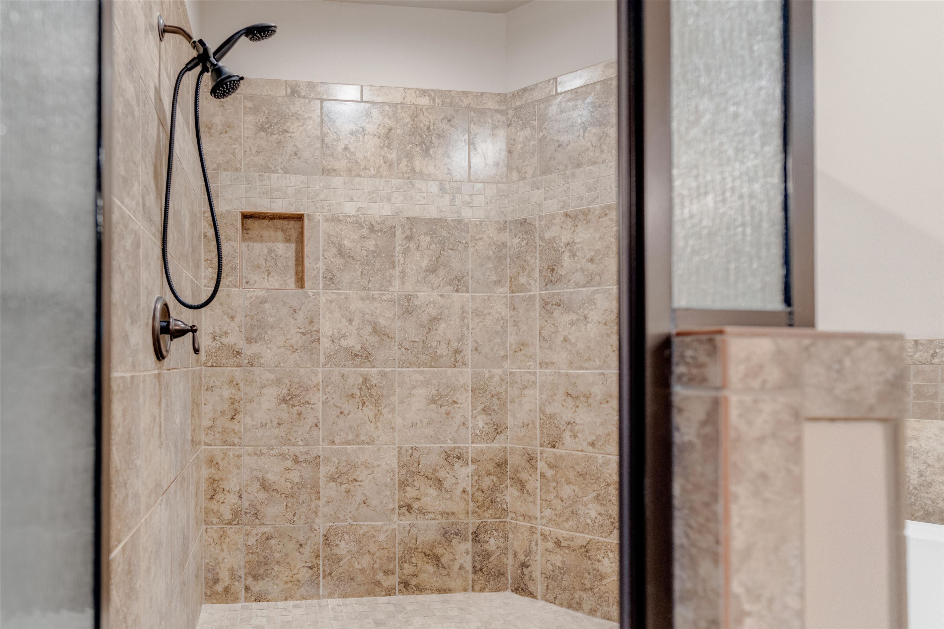 4467 BISHOPS VALLEY LN