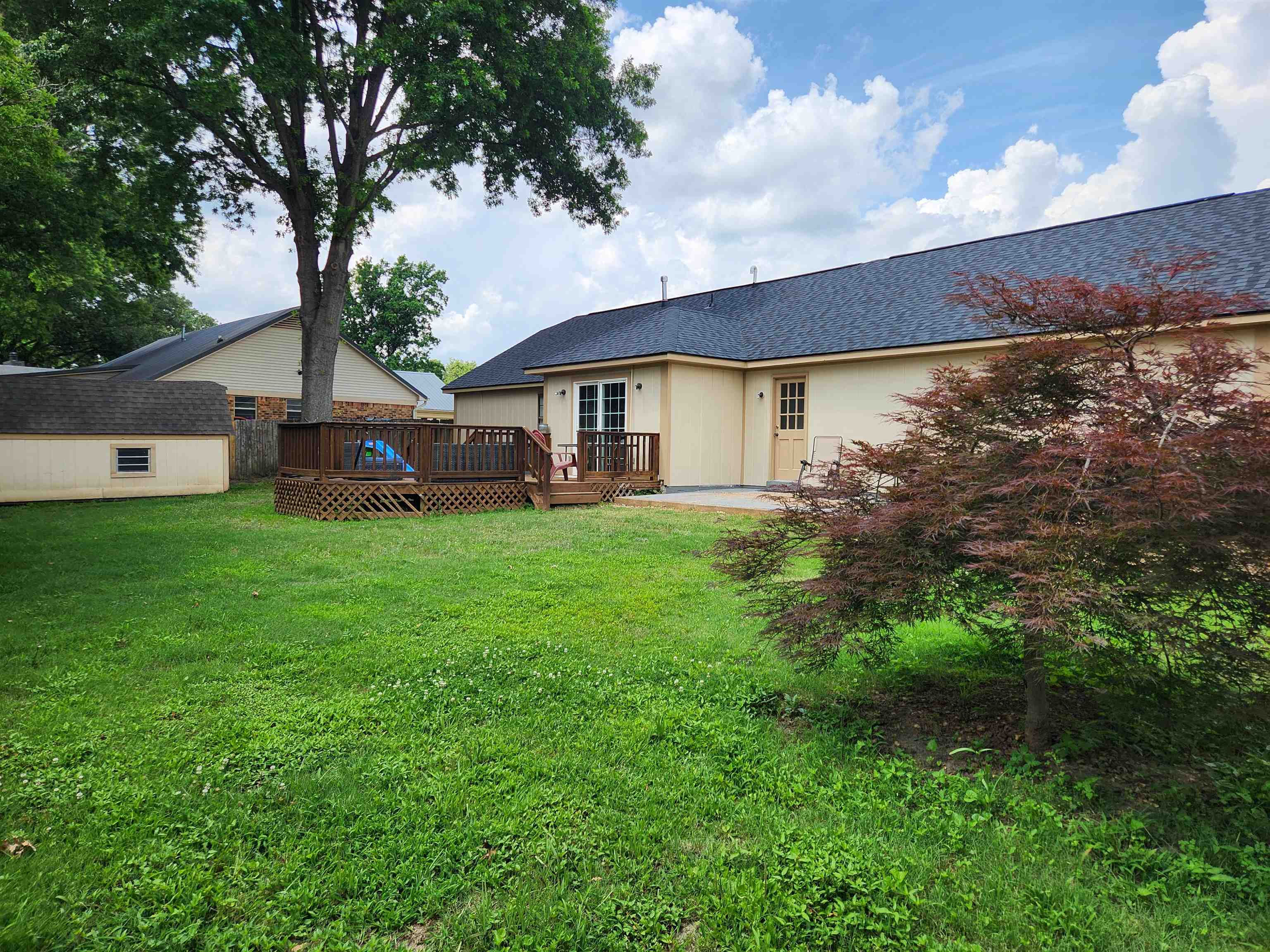5603 AUTUMN GLEN DR
