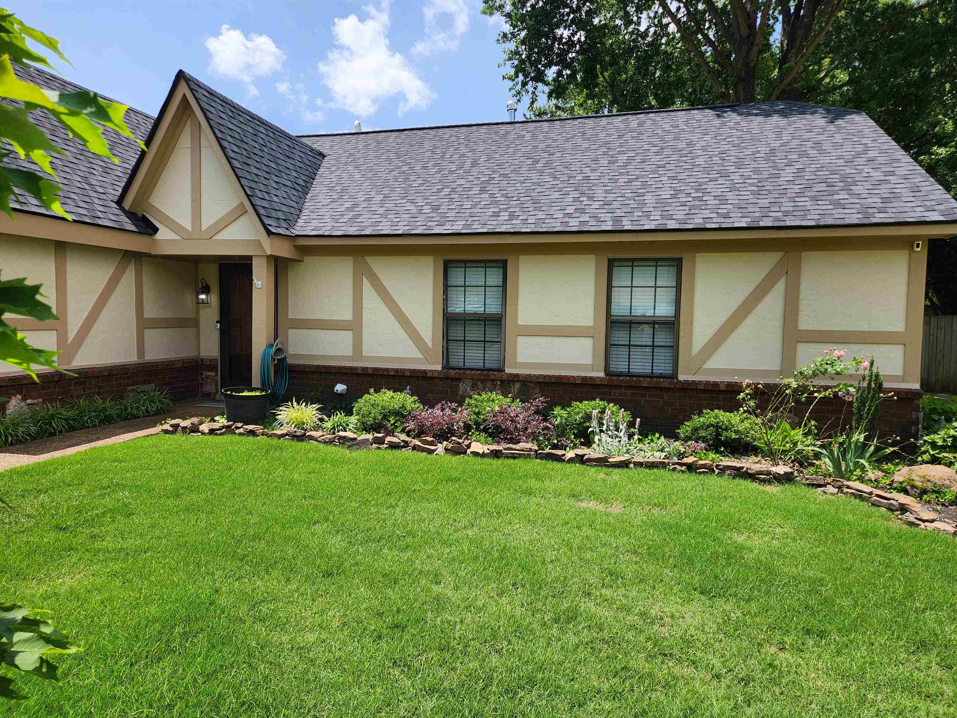 5603 AUTUMN GLEN DR