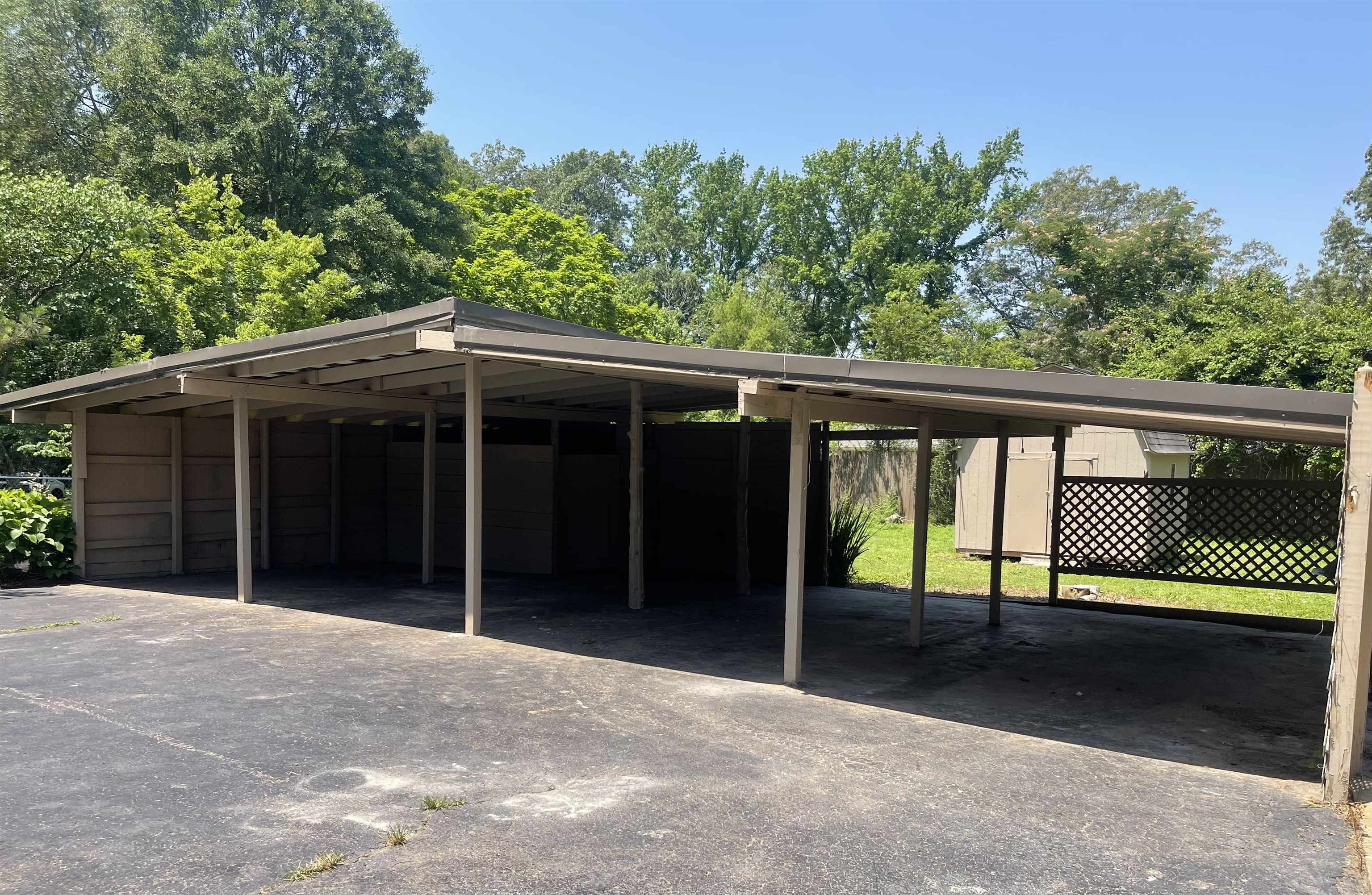 815 FAWN RD
