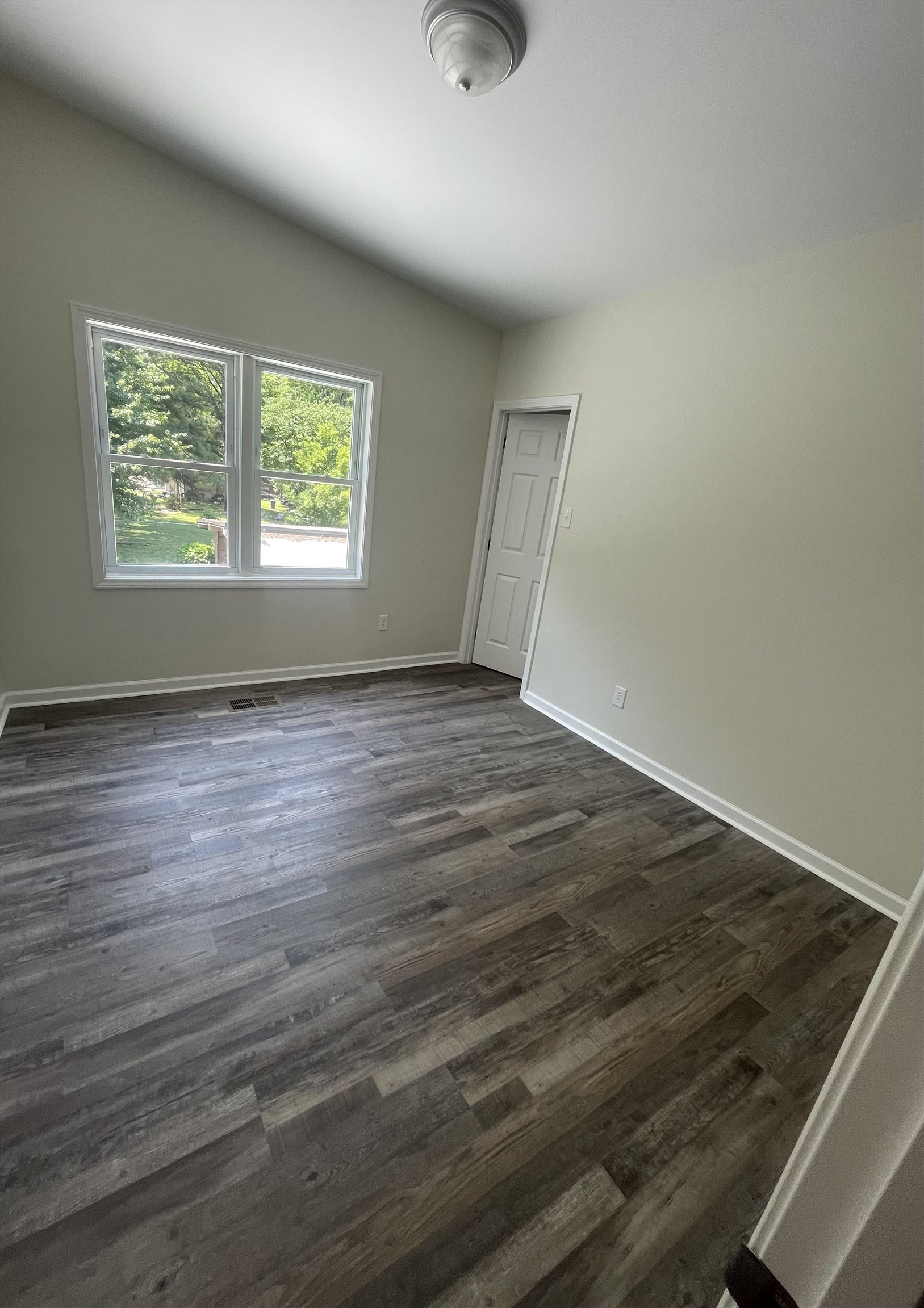 815 FAWN RD