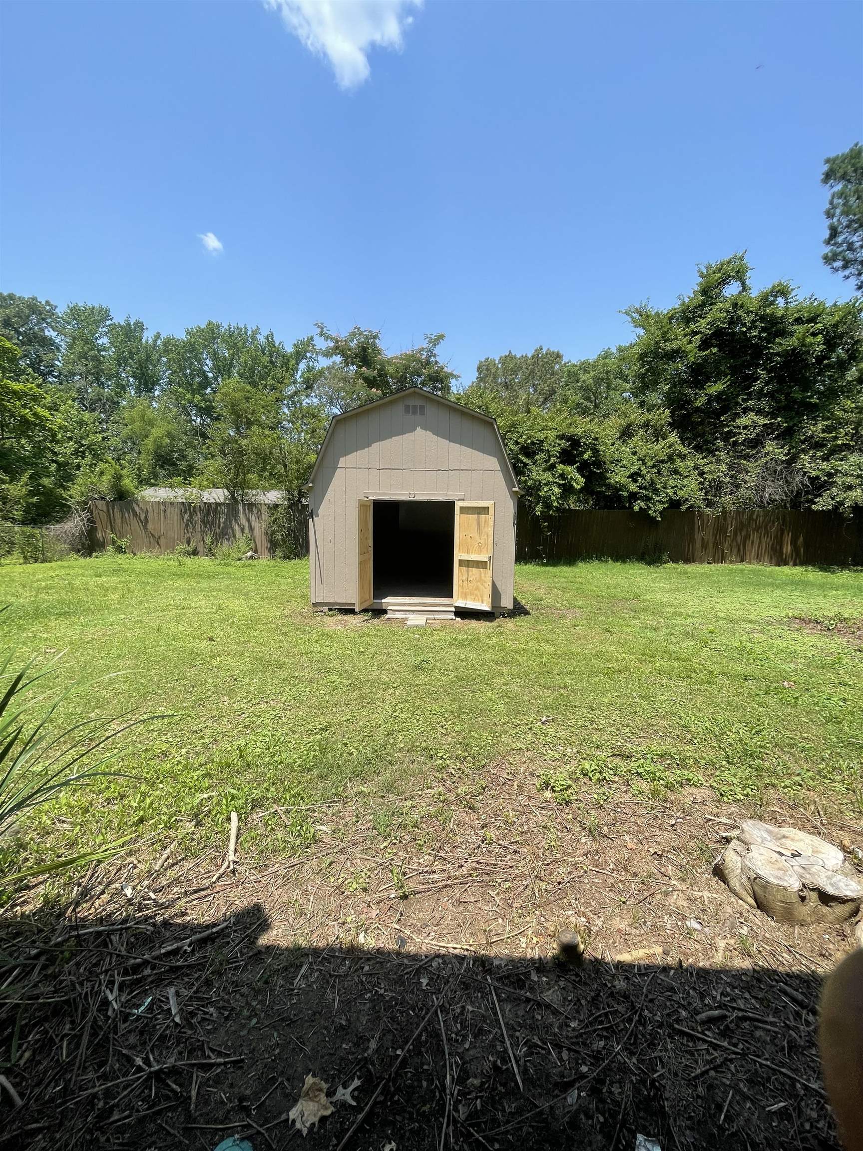 815 FAWN RD
