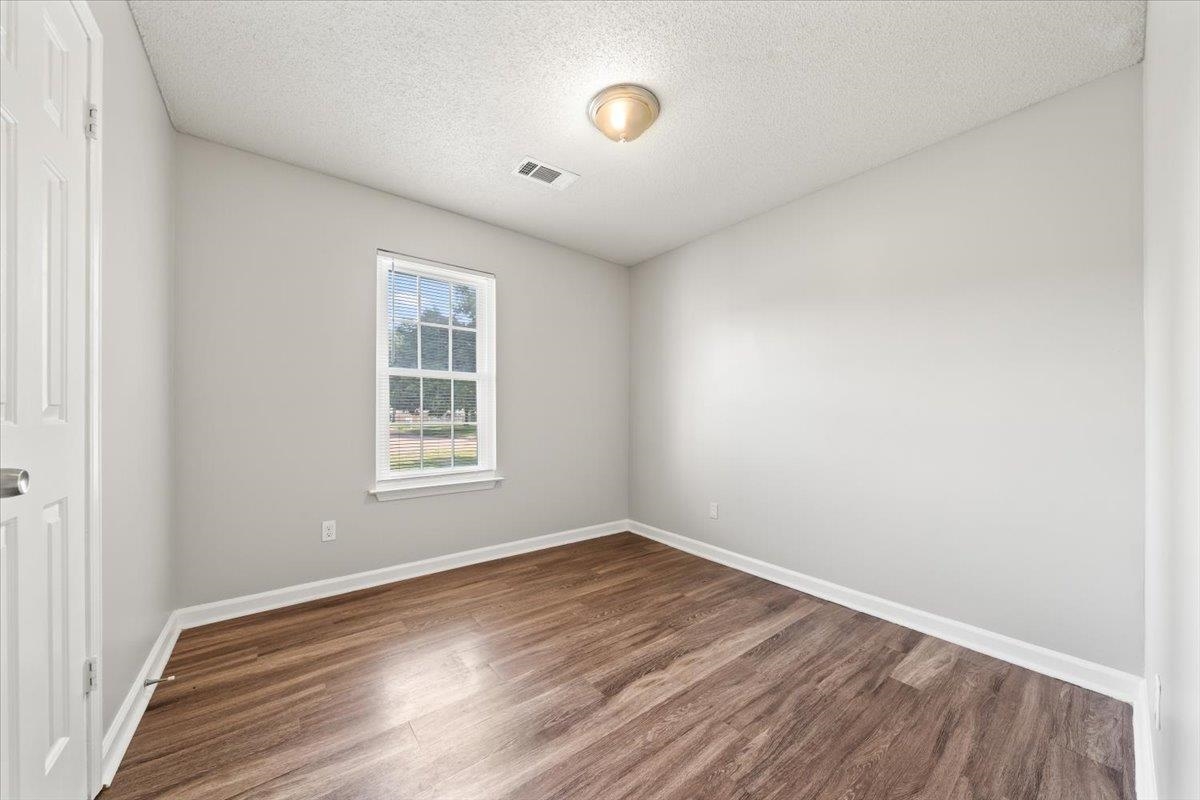 5909 COTTAGE HILL DR