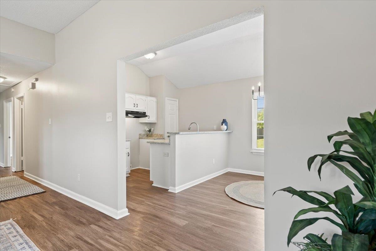 5909 COTTAGE HILL DR