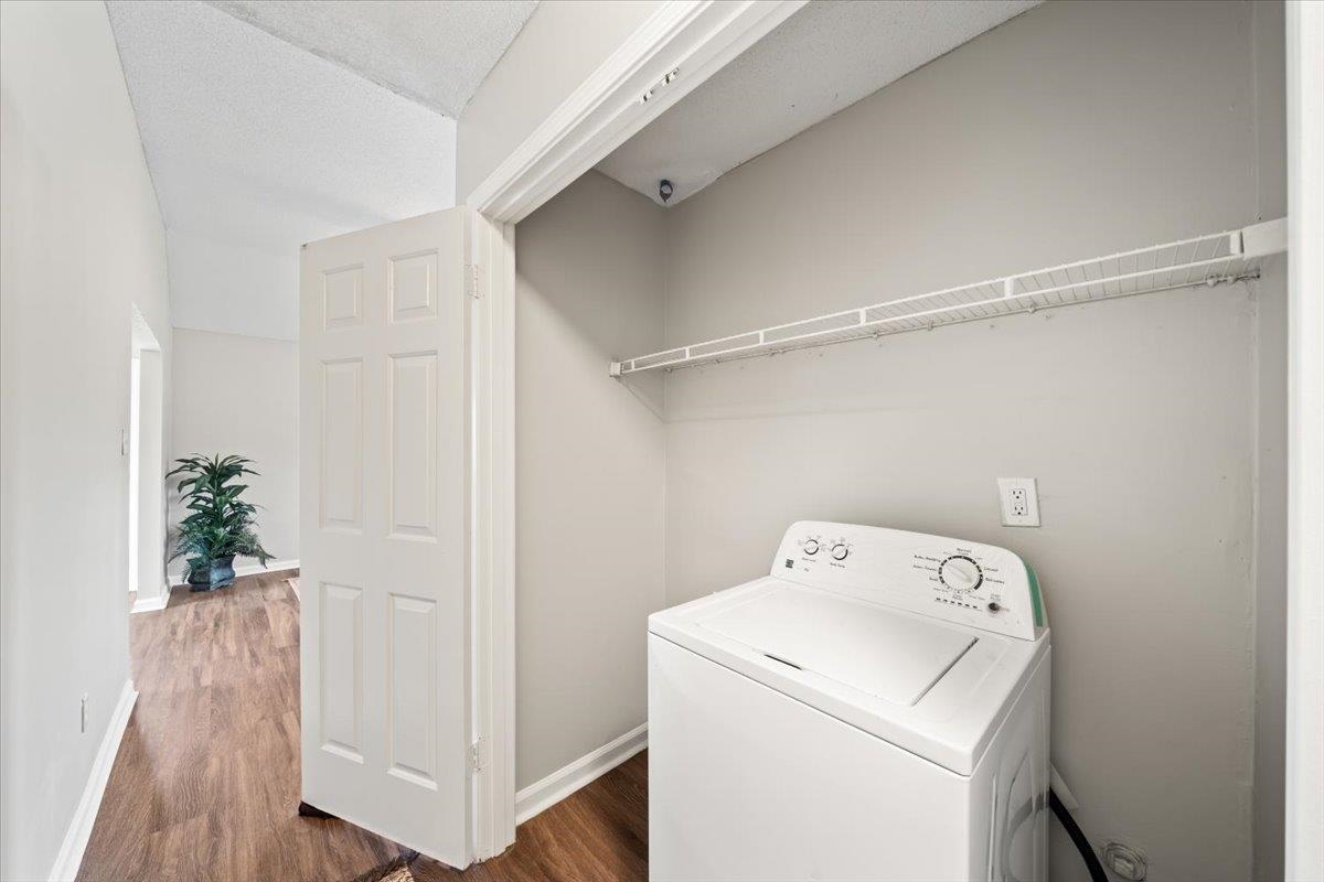 5909 COTTAGE HILL DR