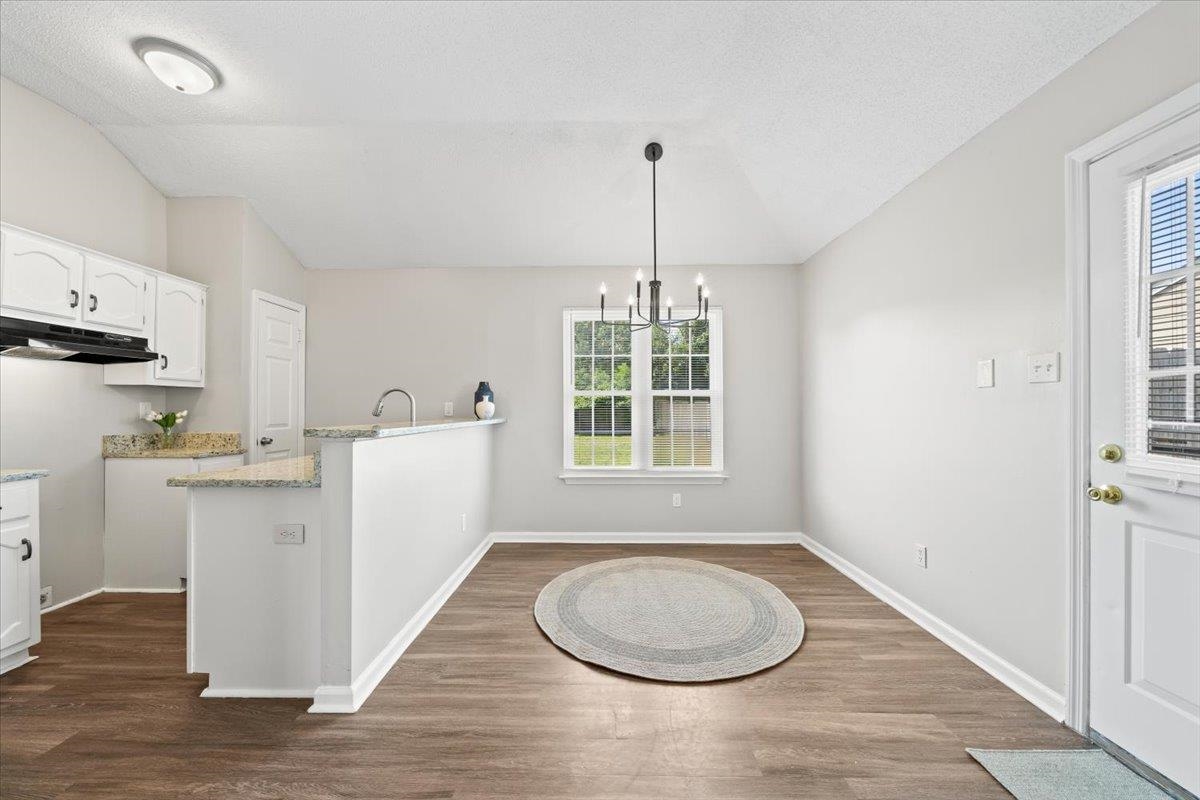 5909 COTTAGE HILL DR