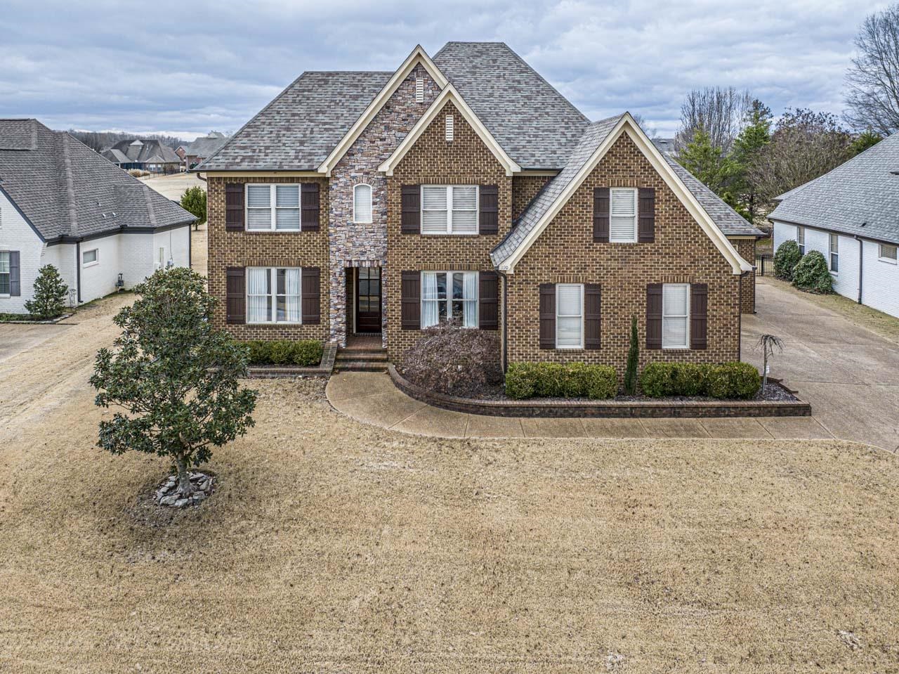 190 LINKS VIEW DR