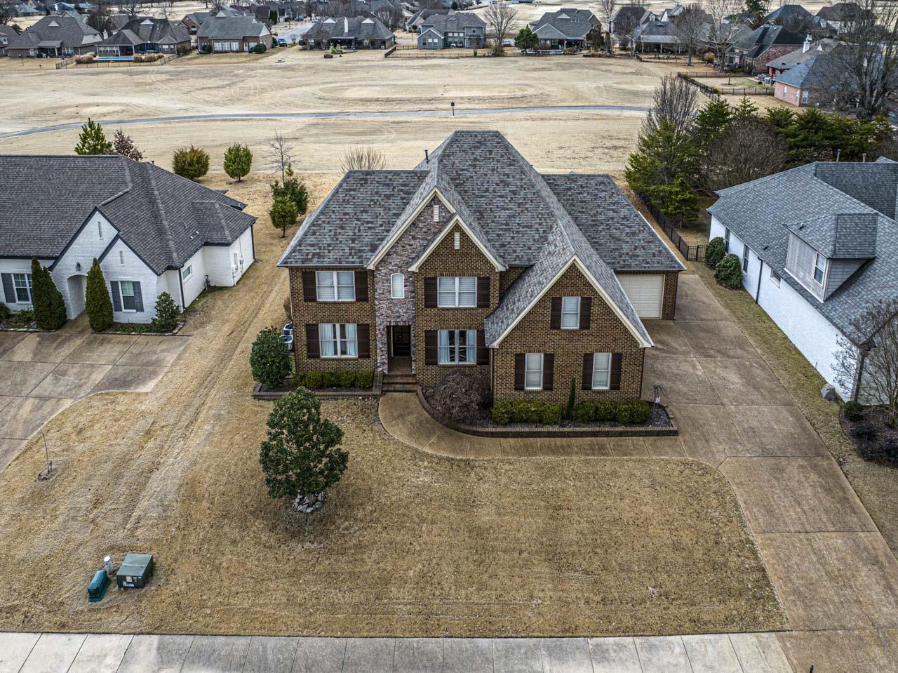 190 LINKS VIEW DR