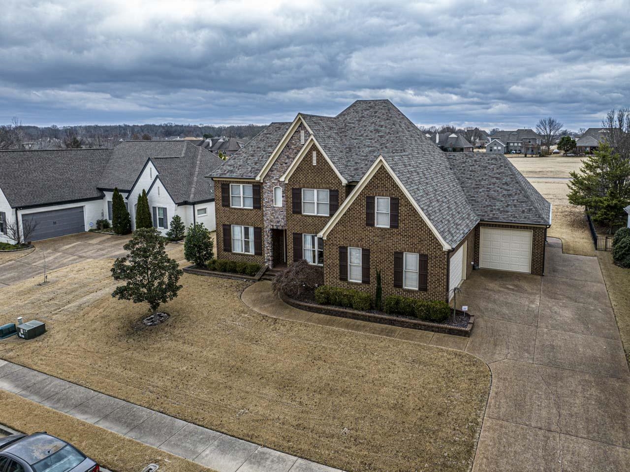 190 LINKS VIEW DR