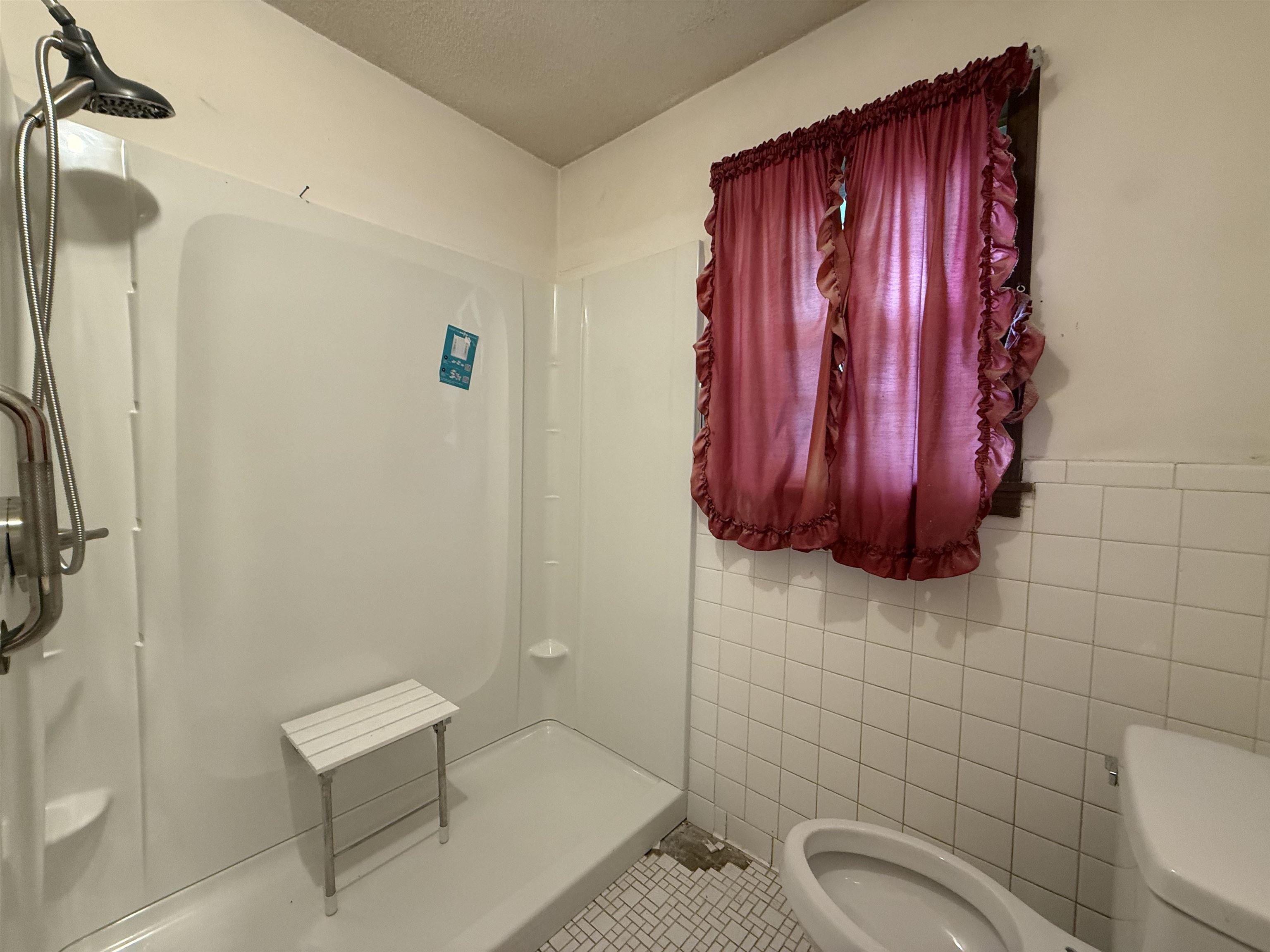 310 JANIE BIRD DR