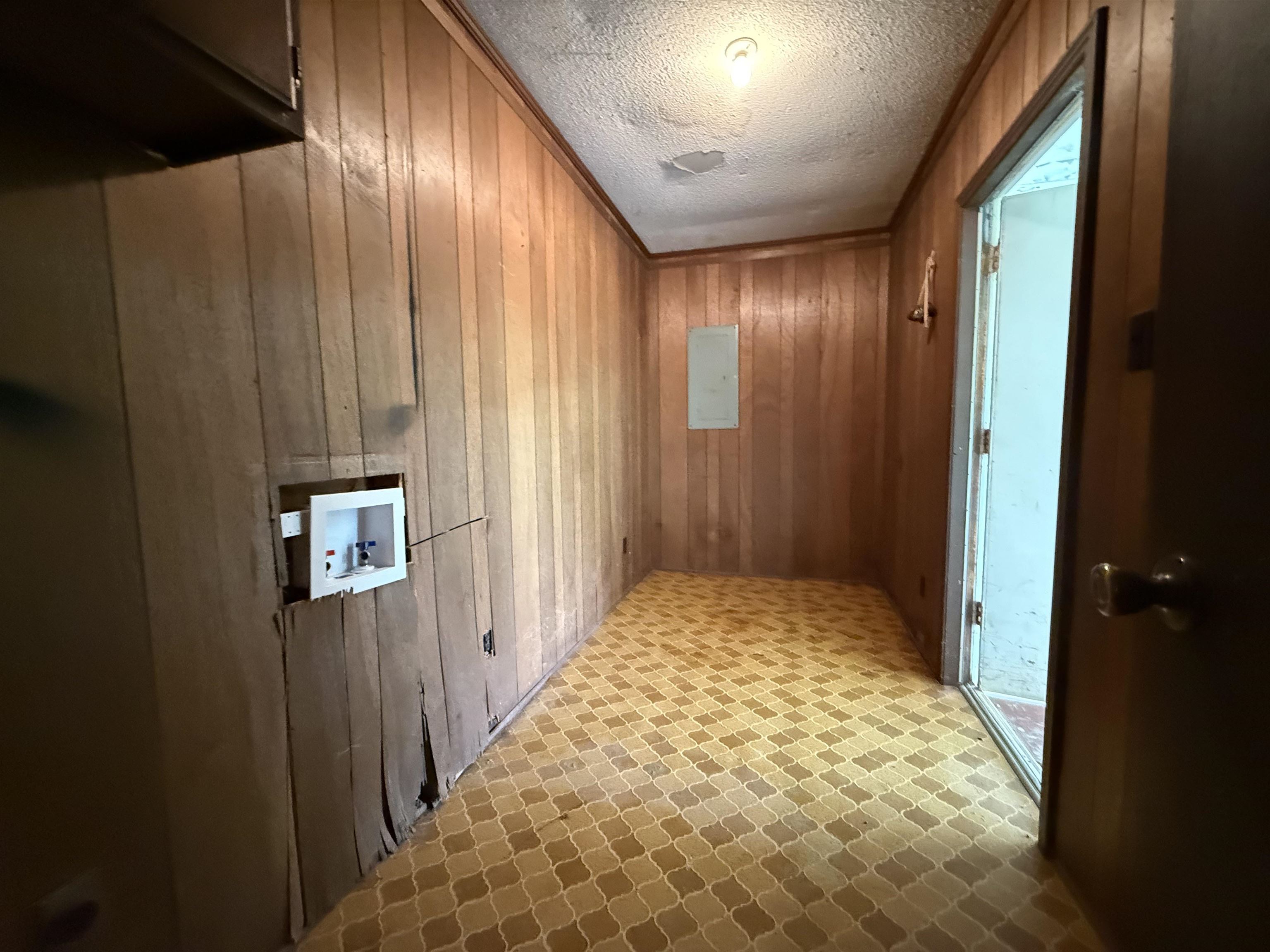 310 JANIE BIRD DR