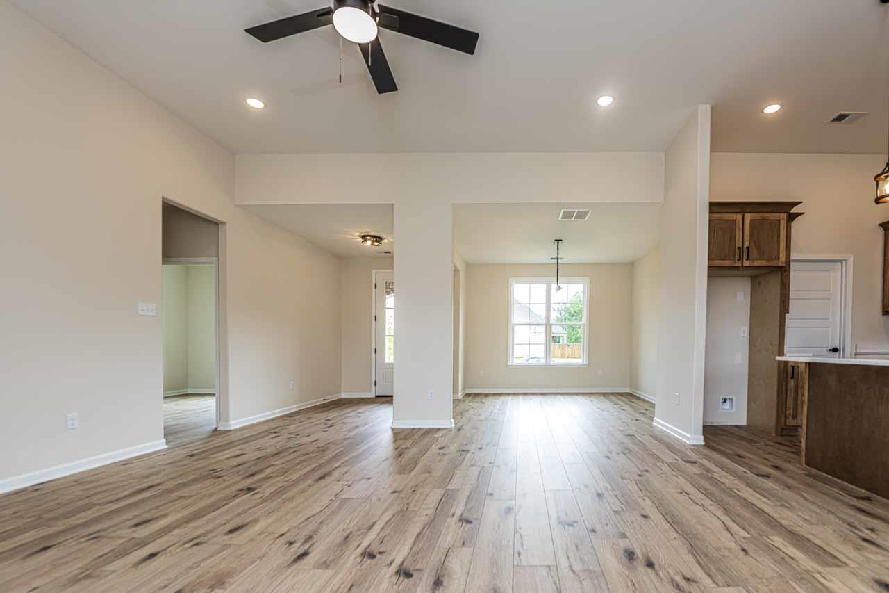 170 OAKLAND RIDGE CV