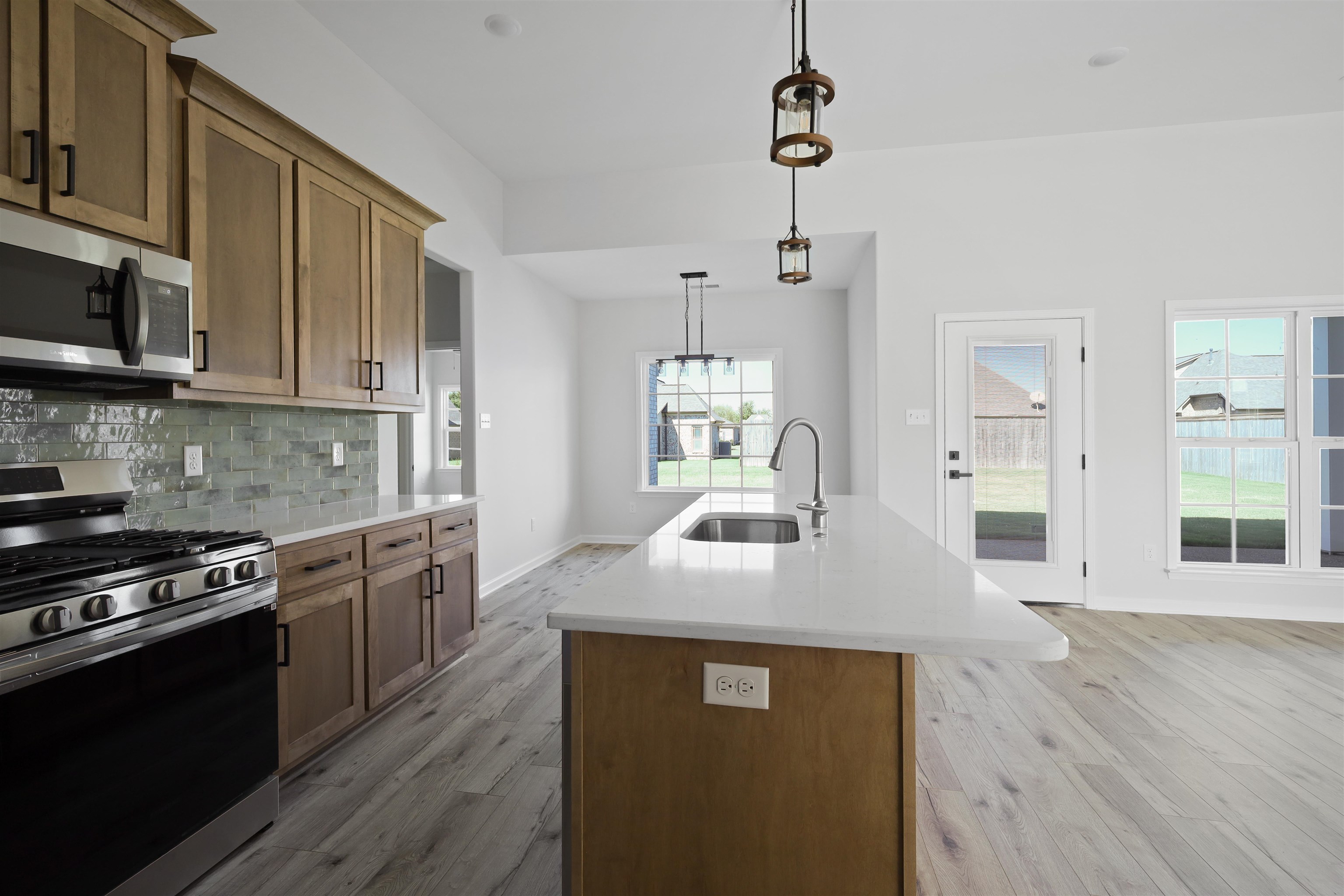 170 OAKLAND RIDGE CV
