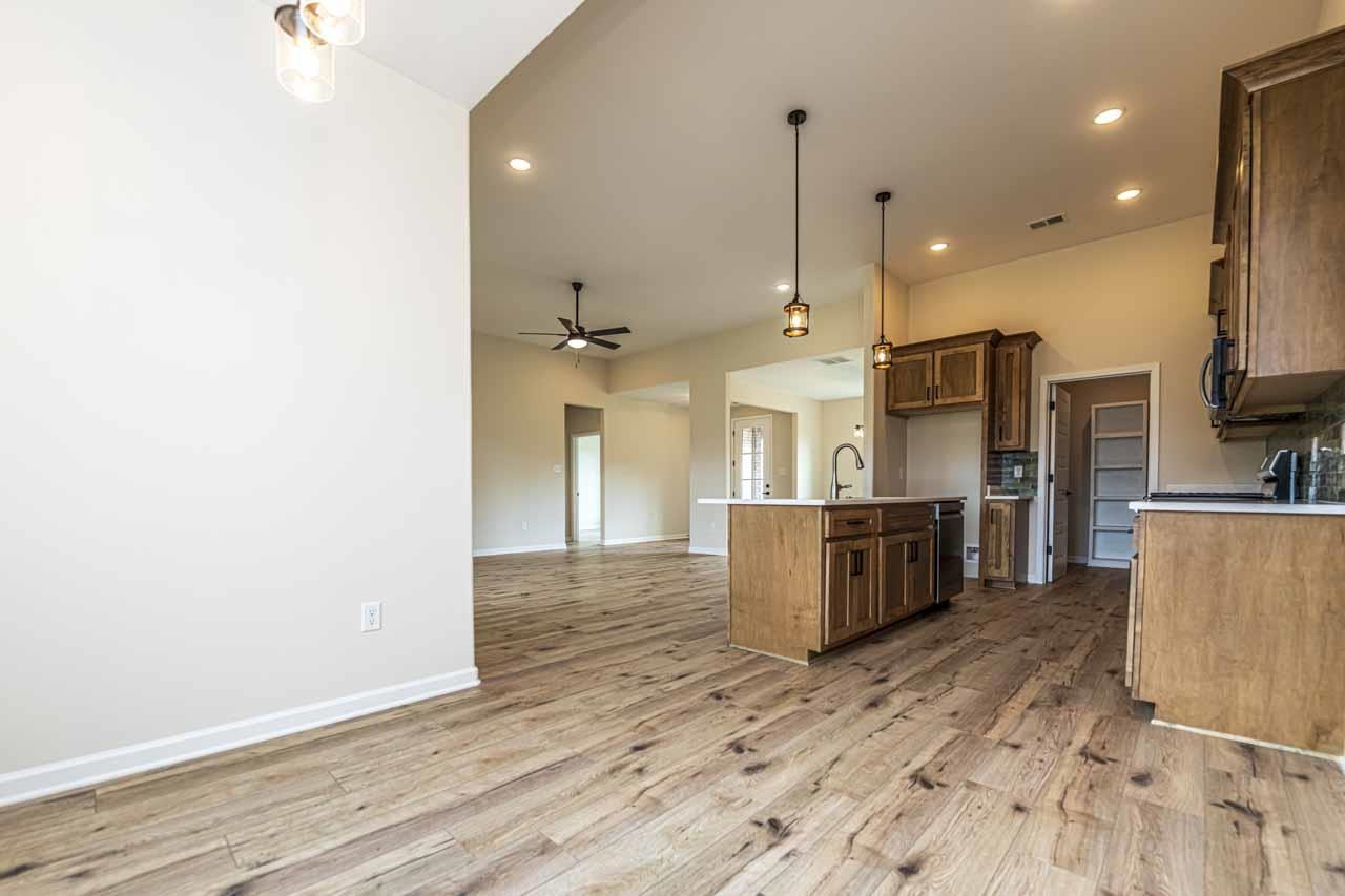 170 OAKLAND RIDGE CV