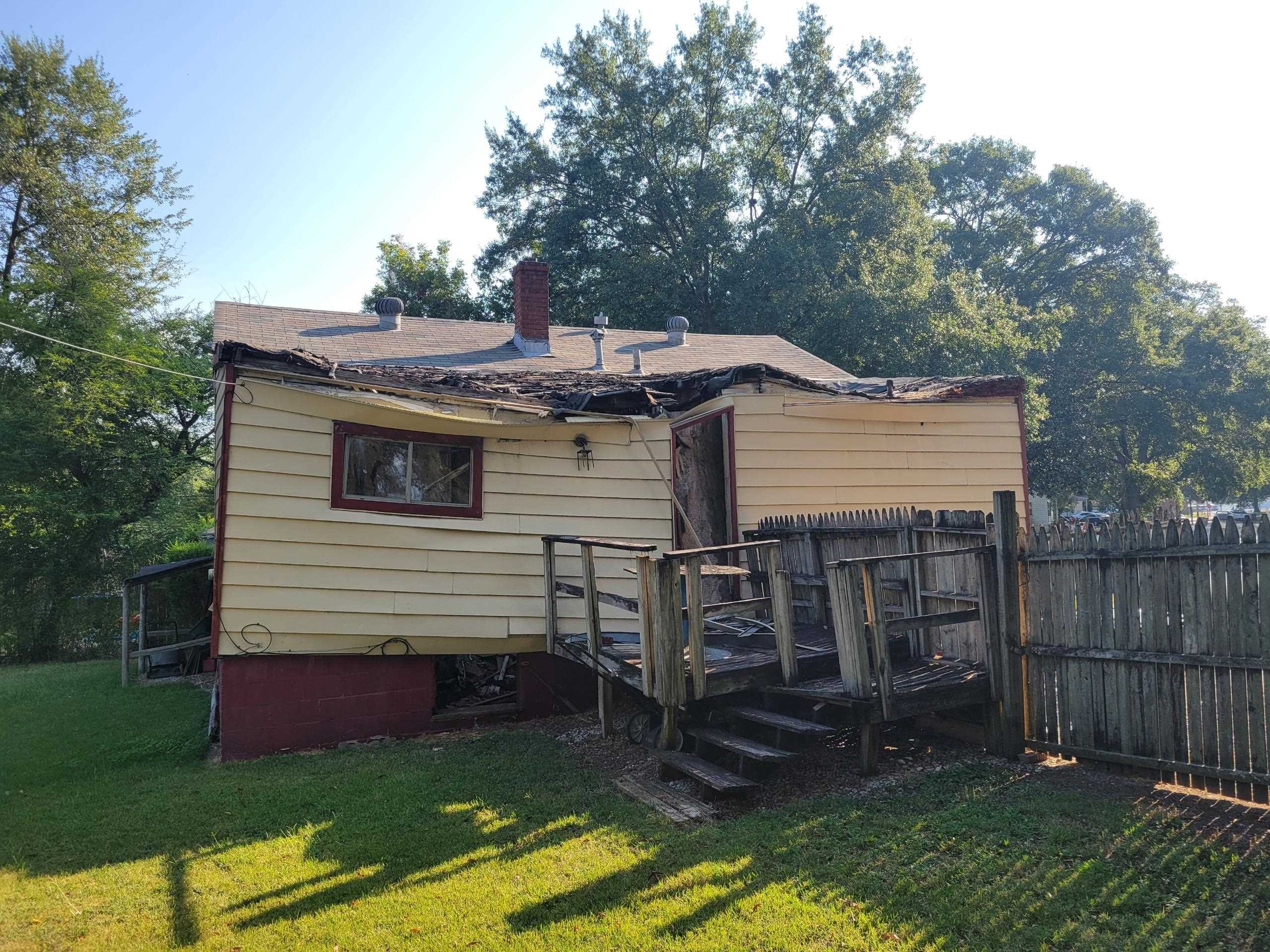 4412 CLEO AVE