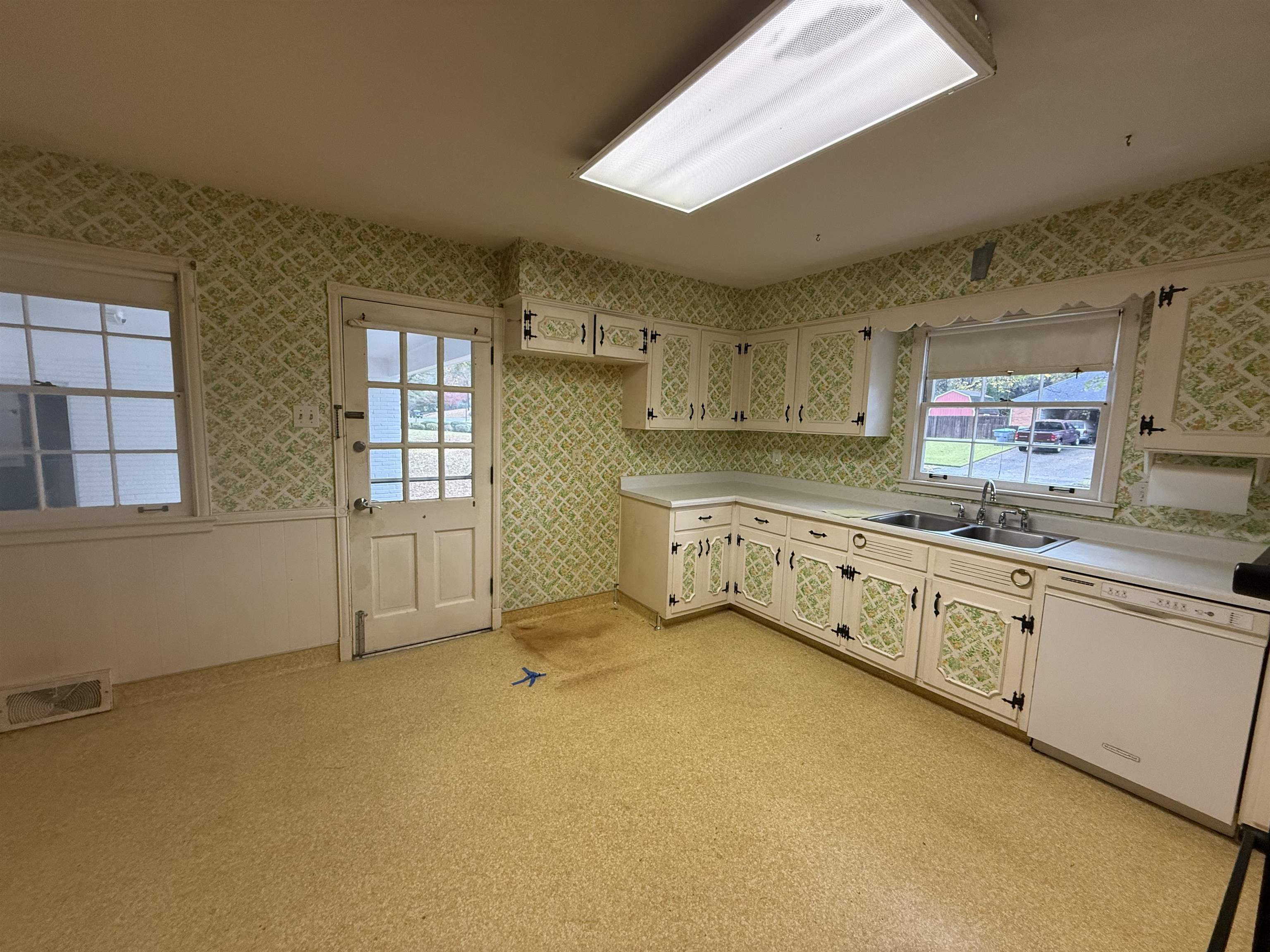 5575 WALNUT GROVE RD