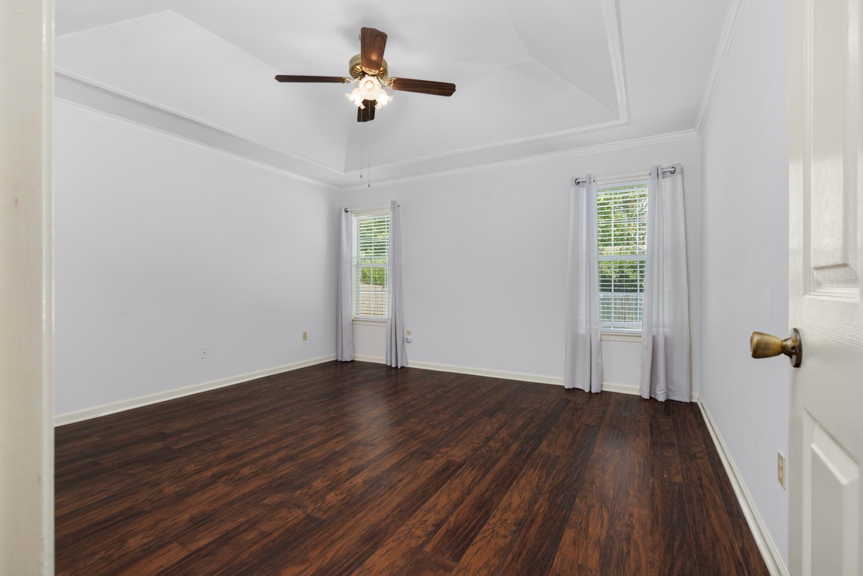 160 GRETNA GREEN DR S