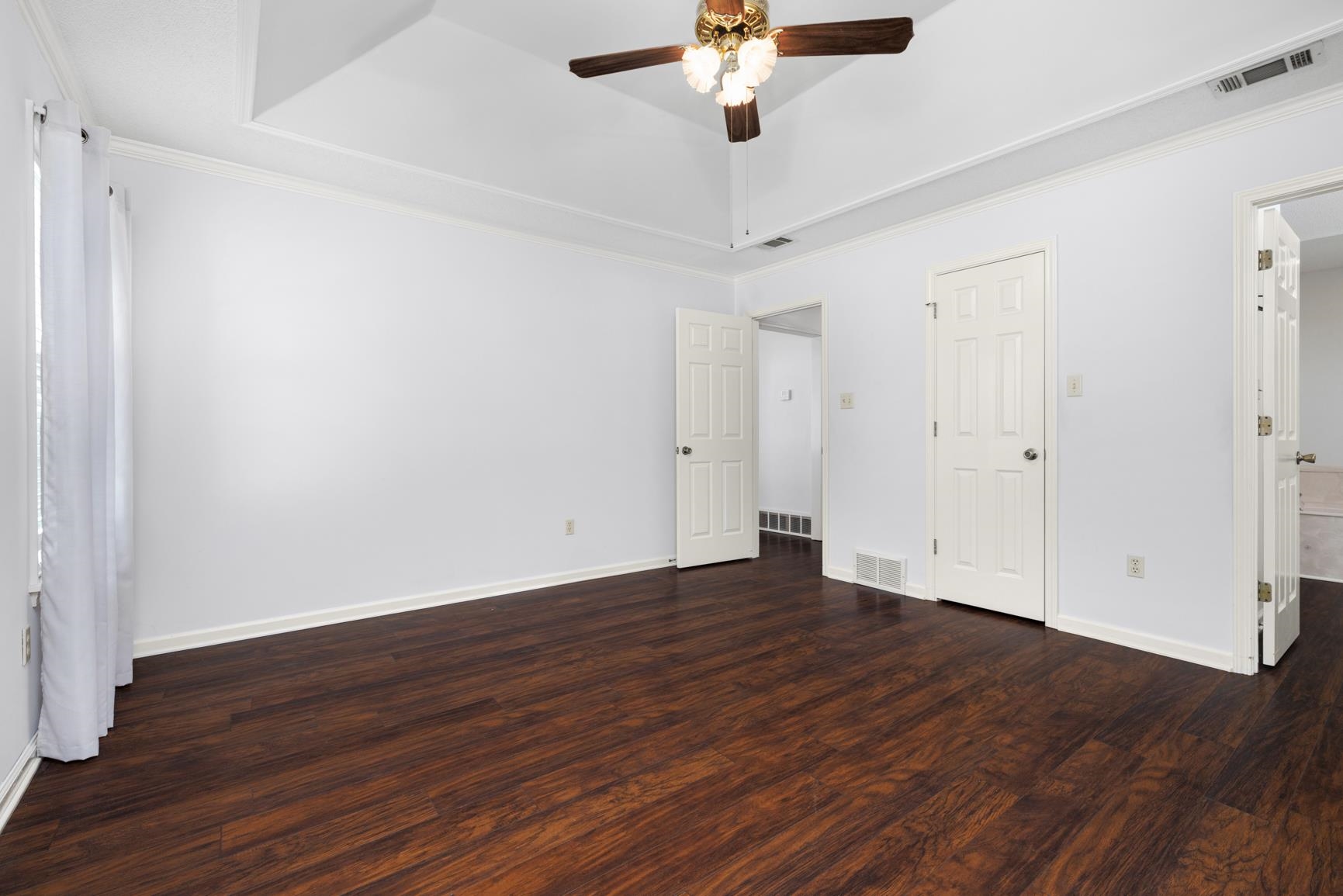 160 GRETNA GREEN DR S