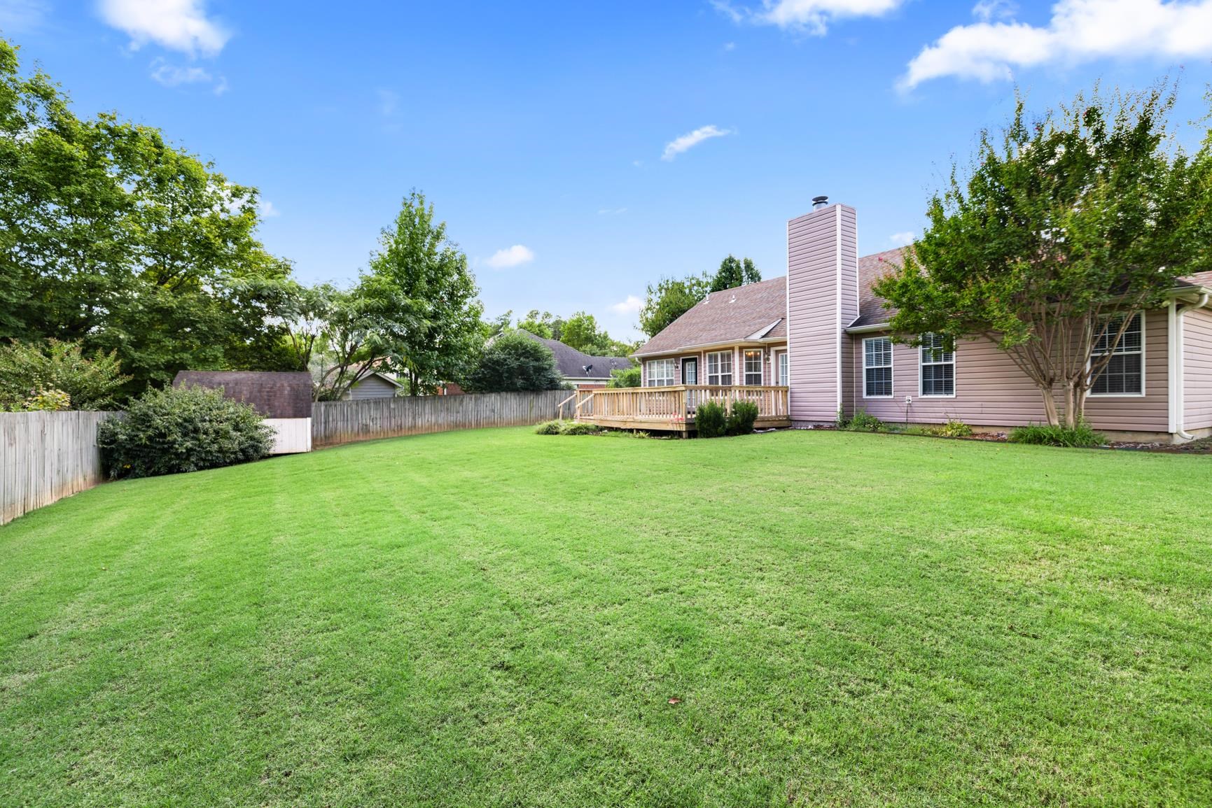 160 GRETNA GREEN DR S