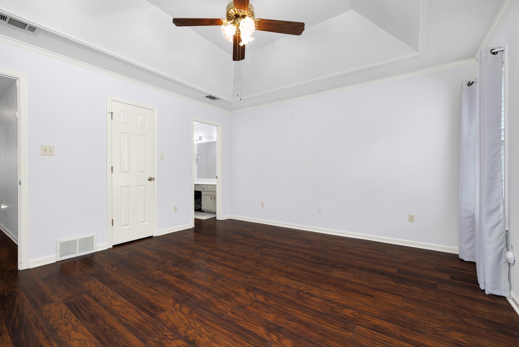 160 GRETNA GREEN DR S