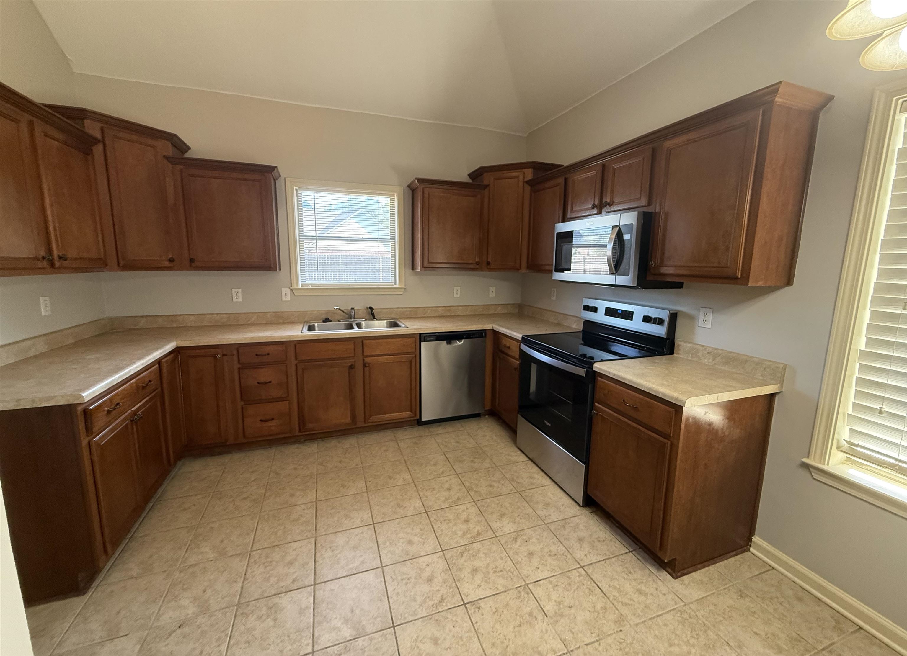245 MOSSY SPRINGS DR