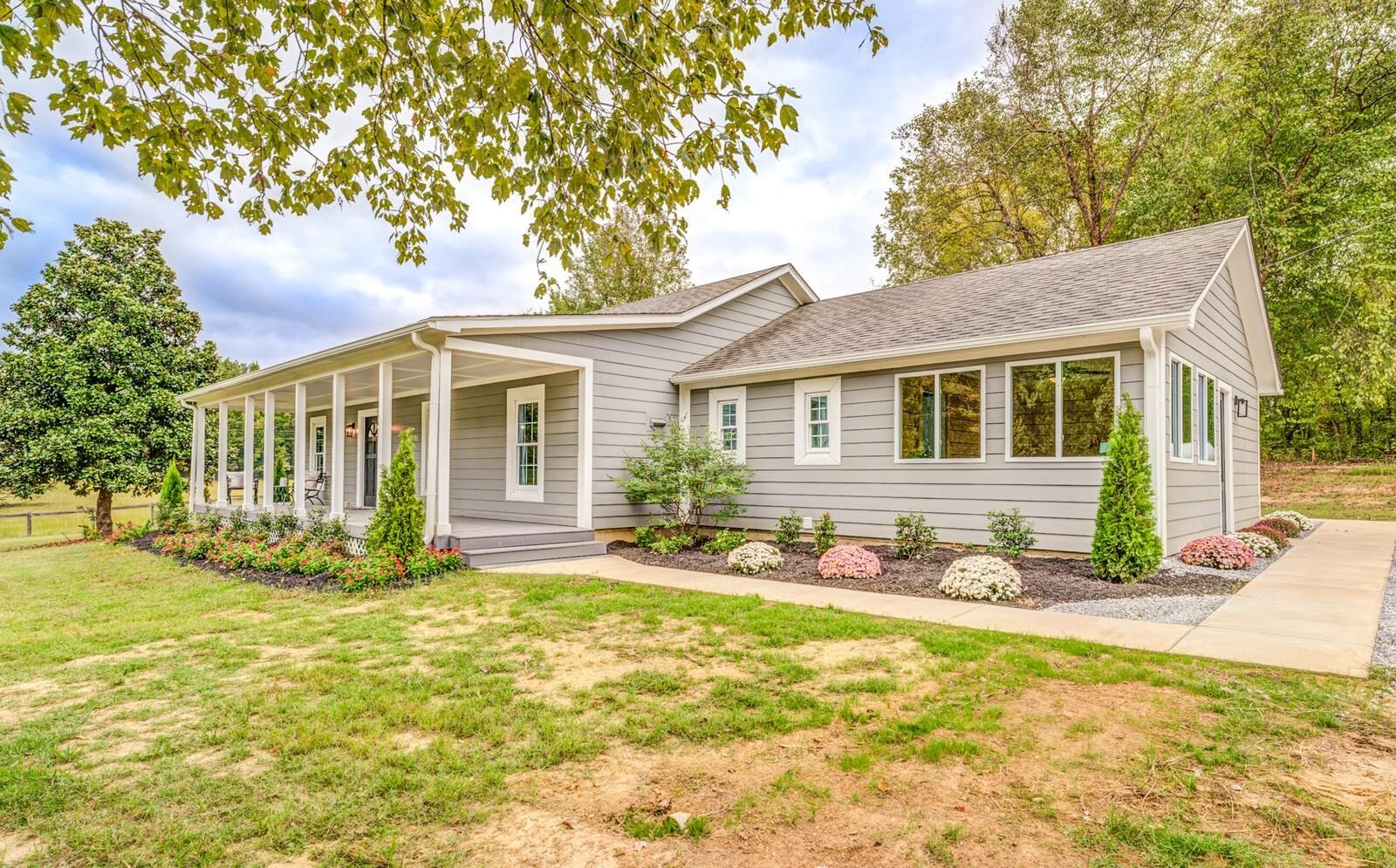 2100 SCRUB OAK RD