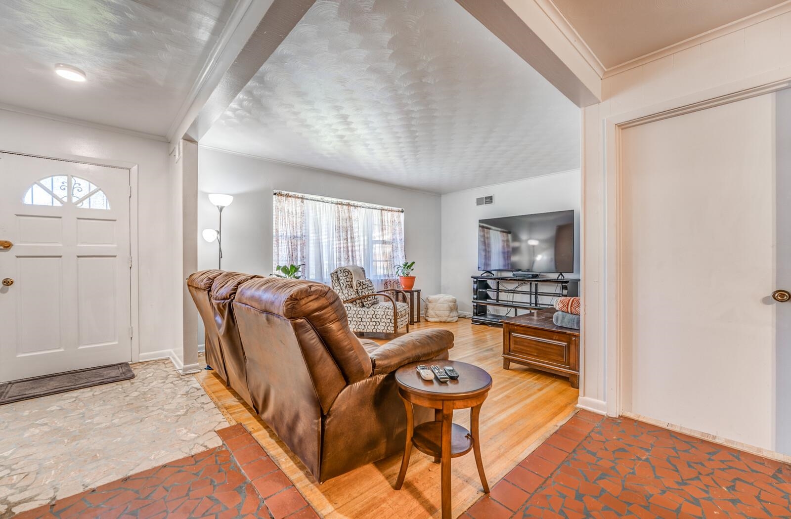 5067 GINGER CIR