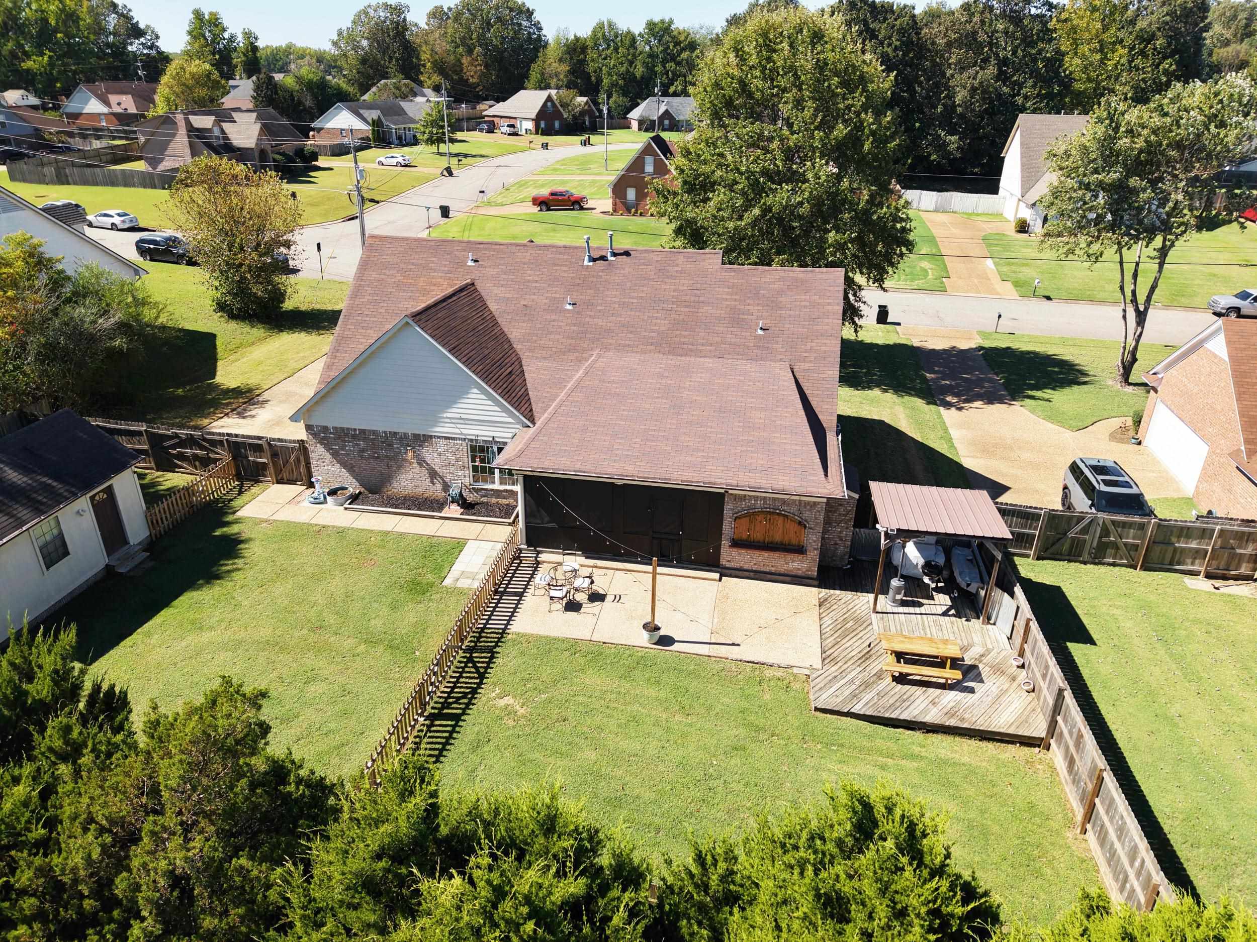 40 AUSTIN DR