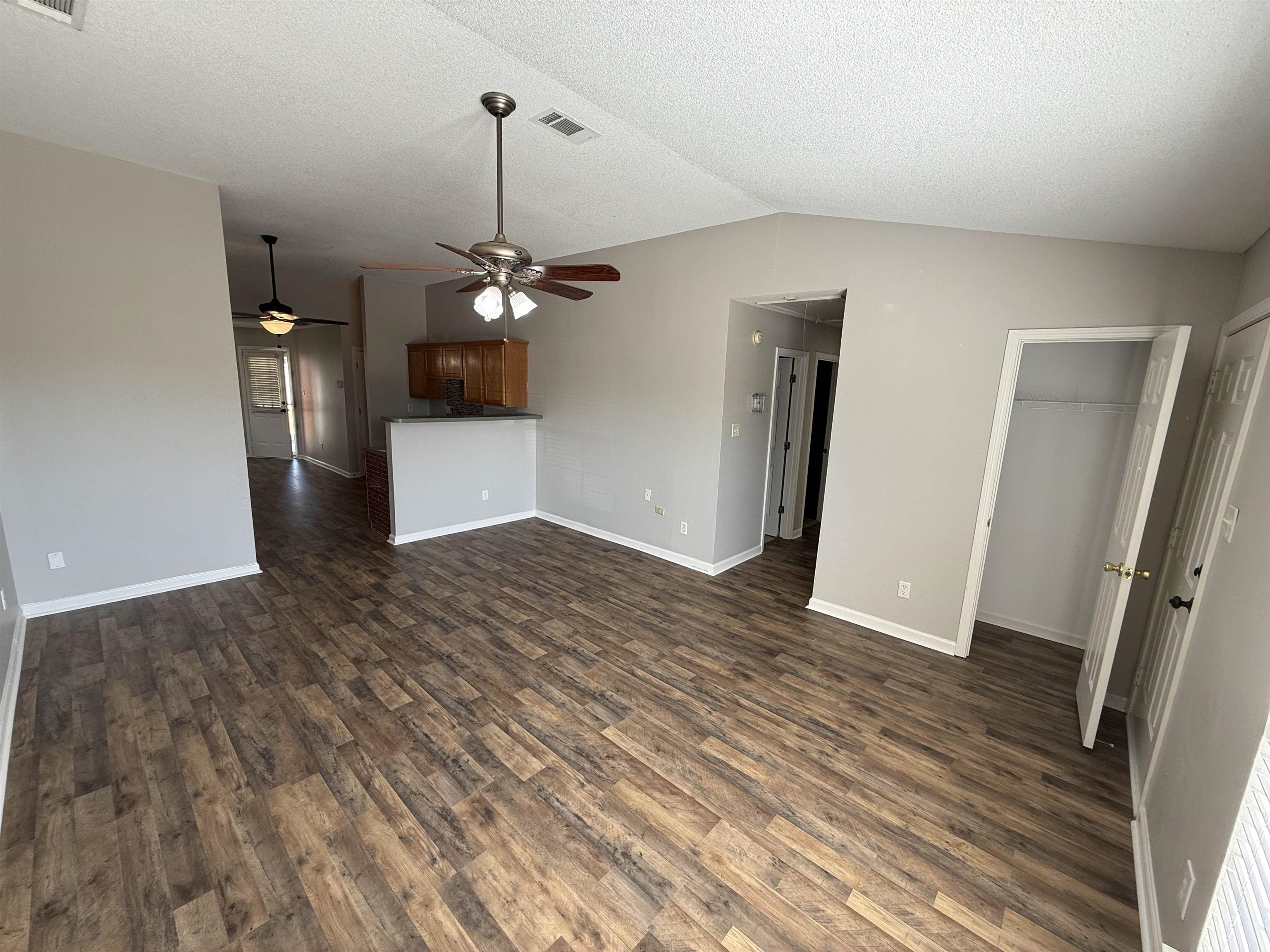 65 MAPLE RUN DR