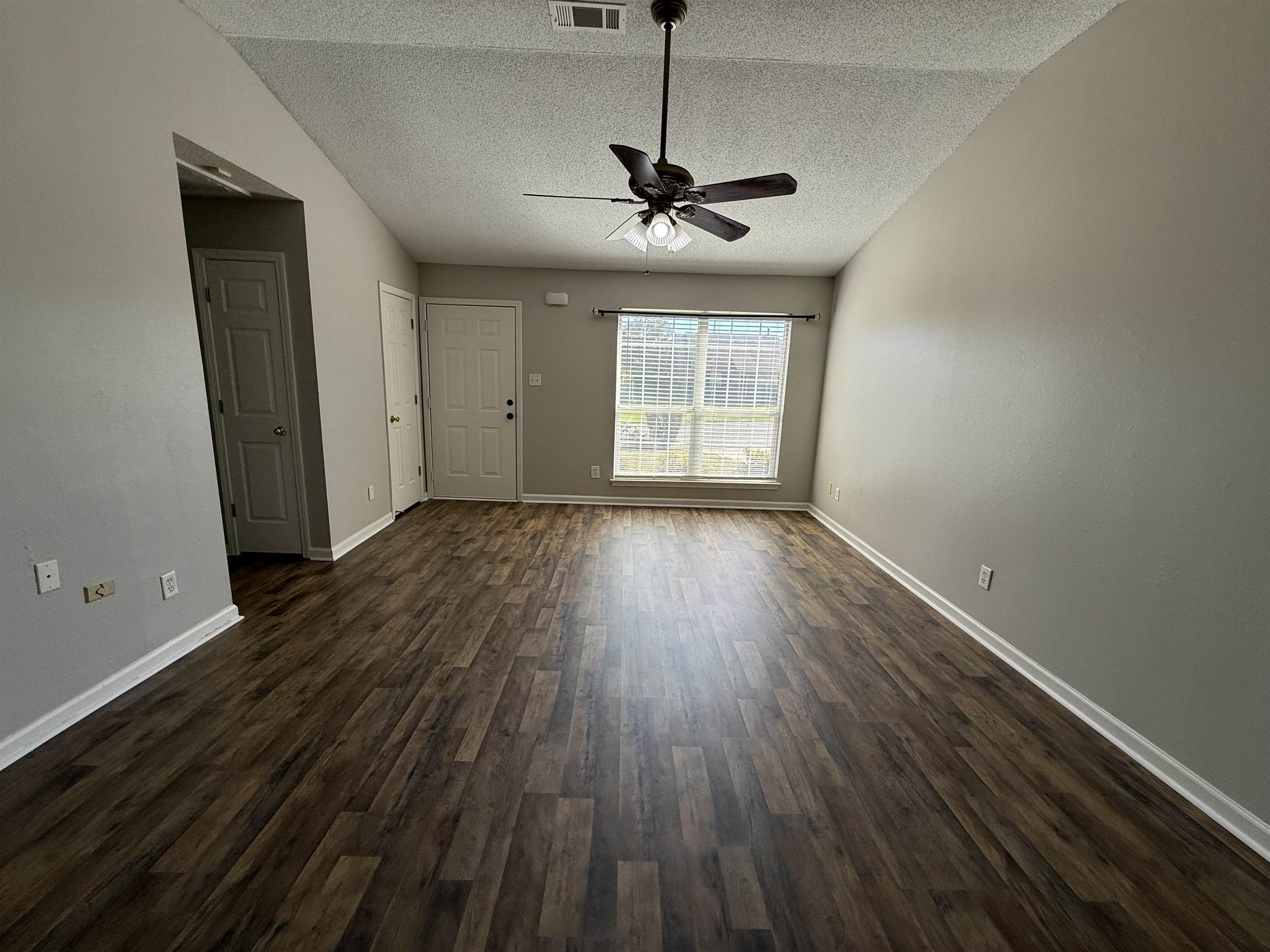 65 MAPLE RUN DR