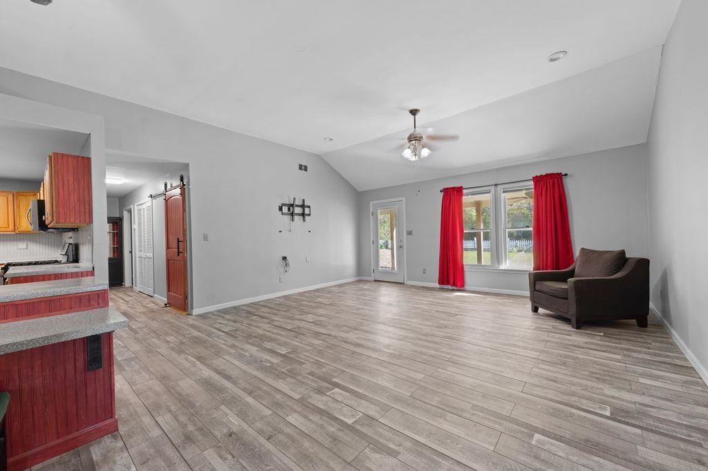 235 HARDEMAN ST