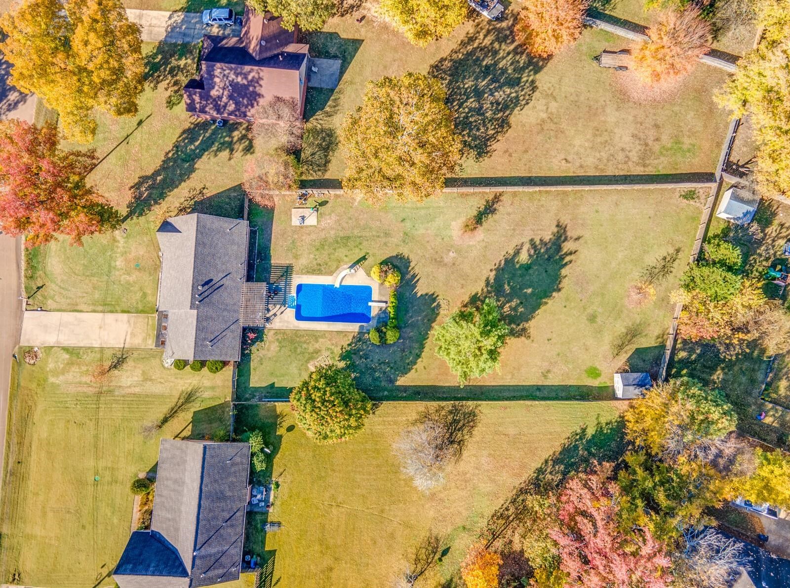 192 MADISON DR
