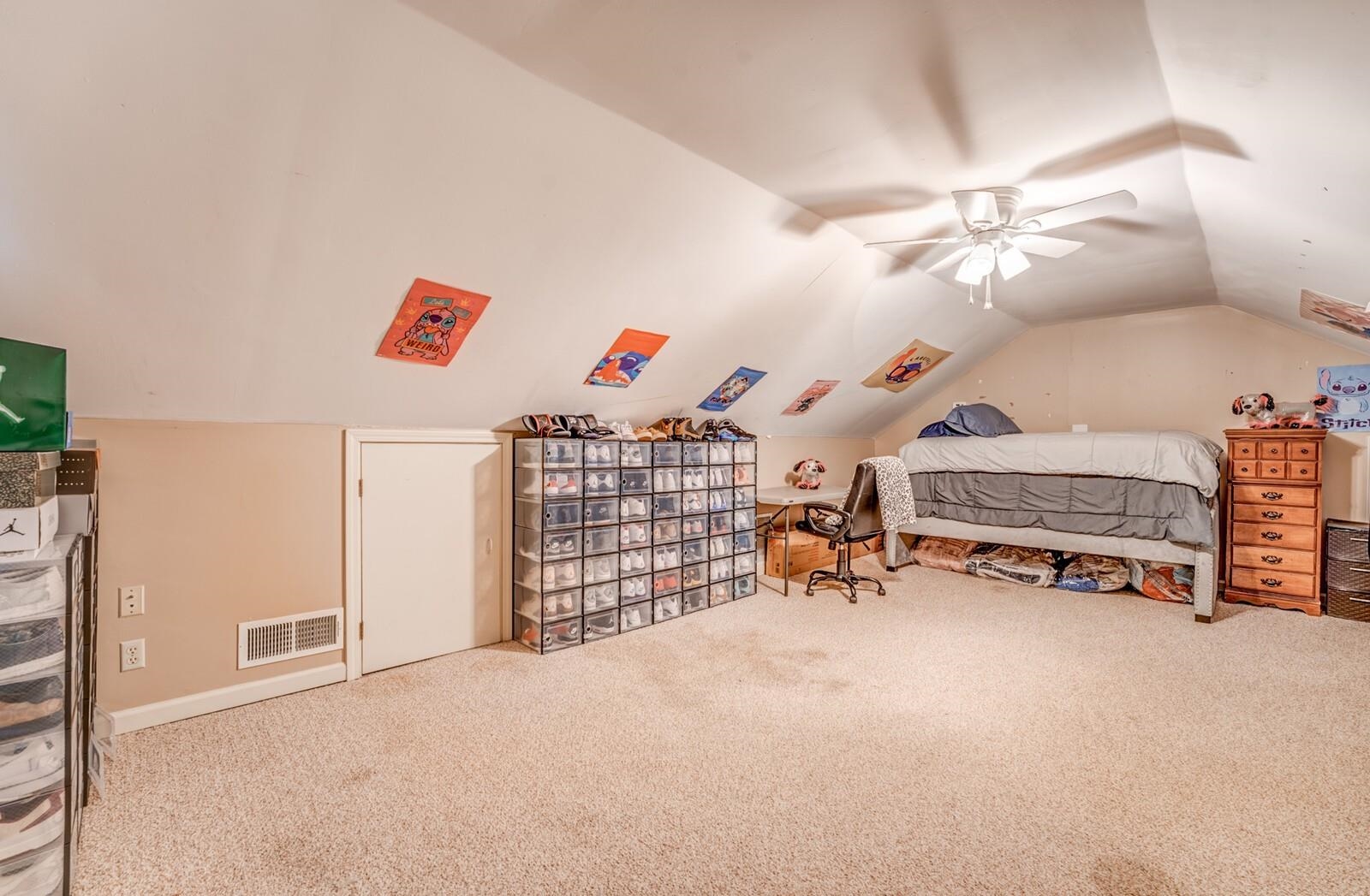 192 MADISON DR