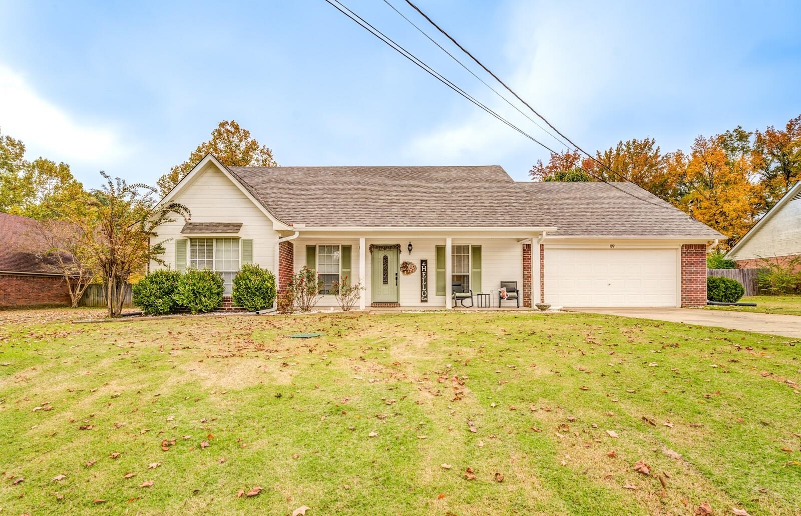 192 MADISON DR