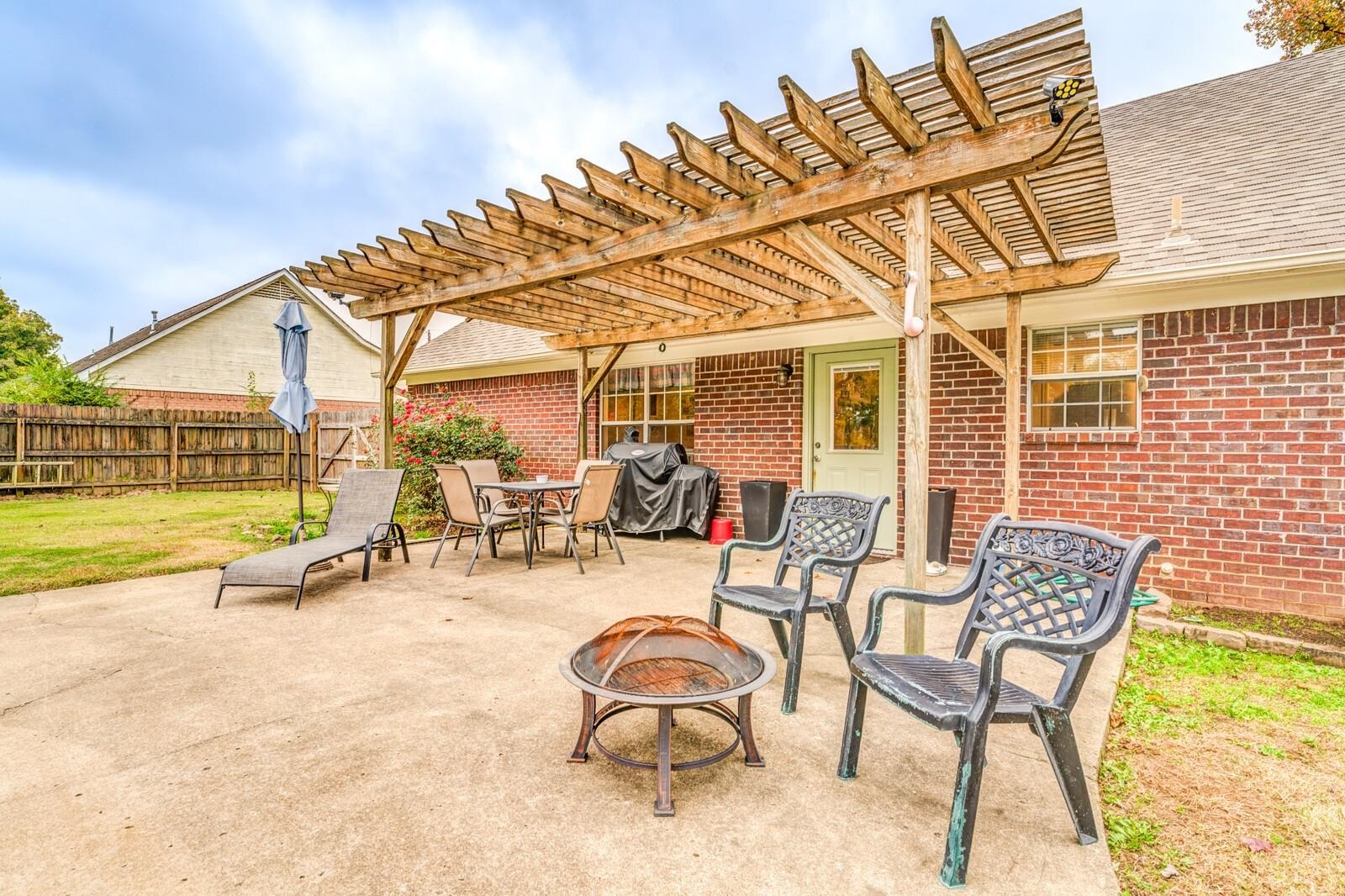 192 MADISON DR
