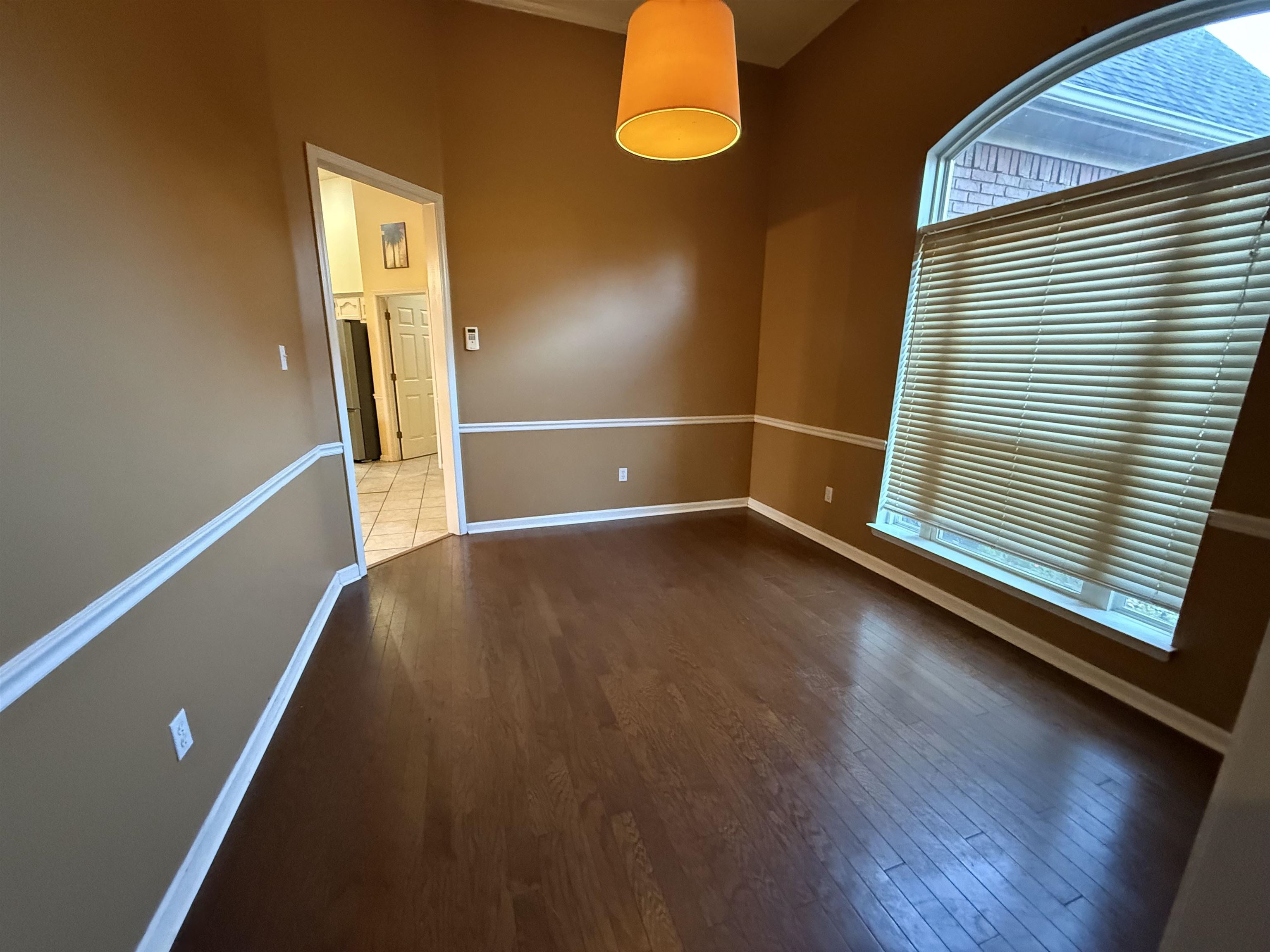 30 COUNTRY FOREST DR