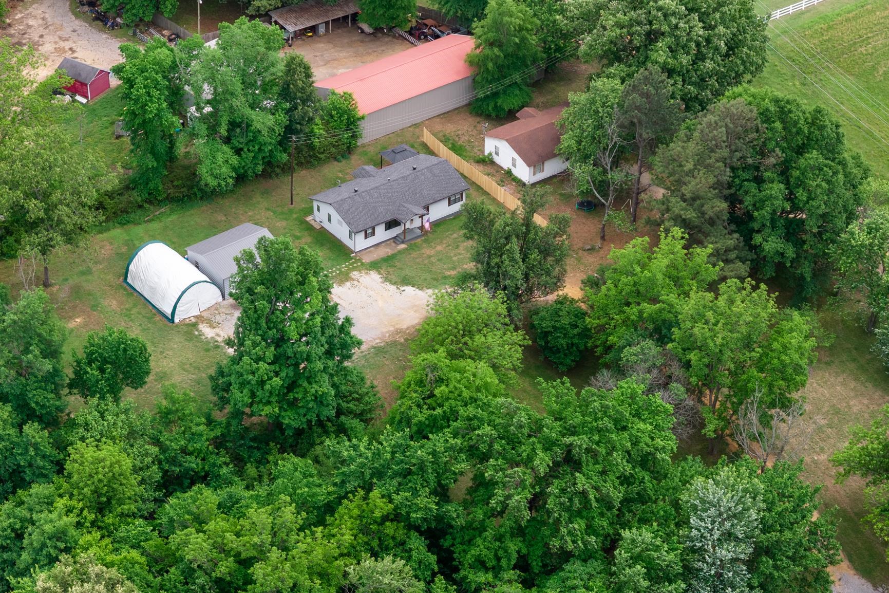 8424 OLD MEMPHIS RD